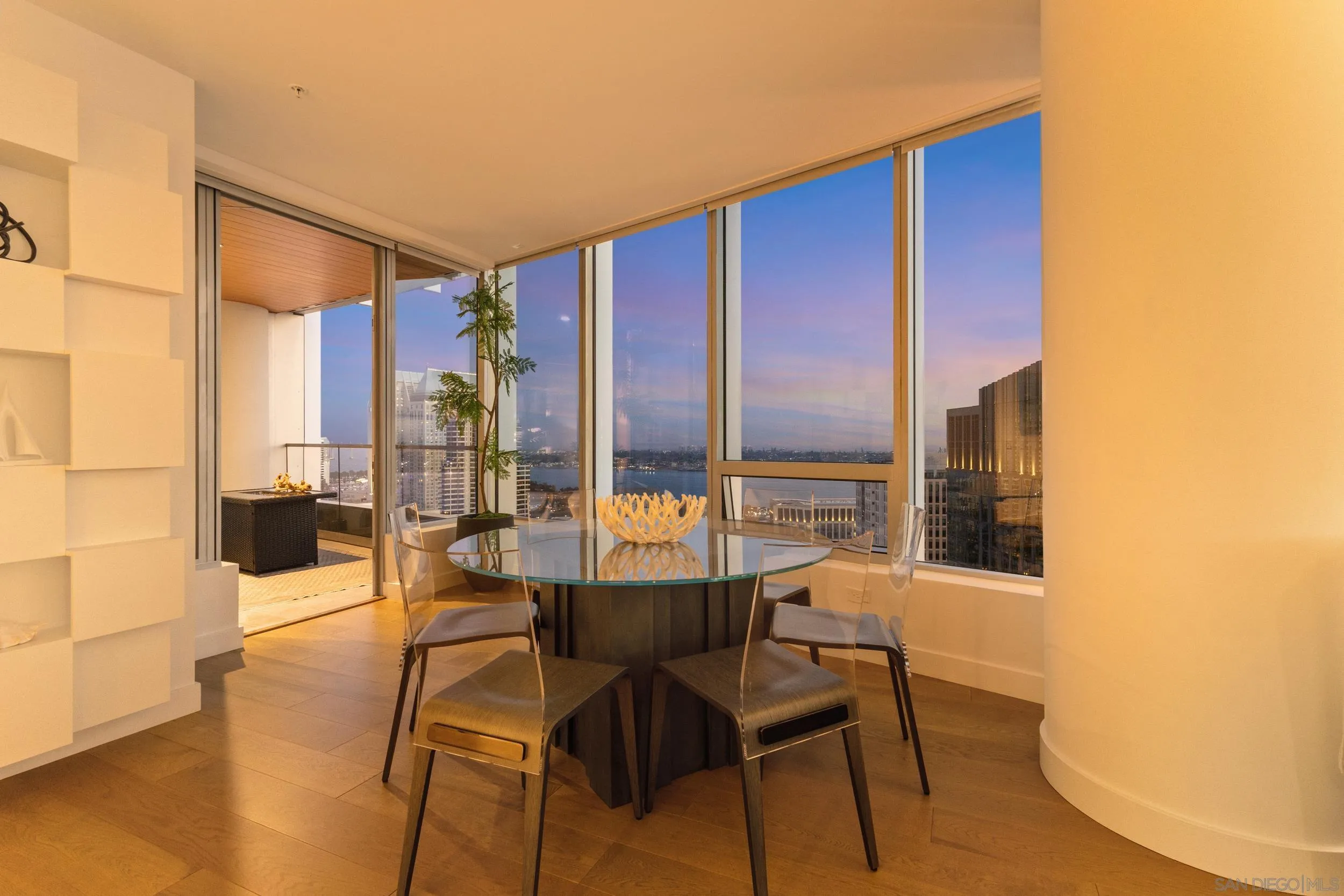 Photo #3: 260019298 Listing: Photo #3