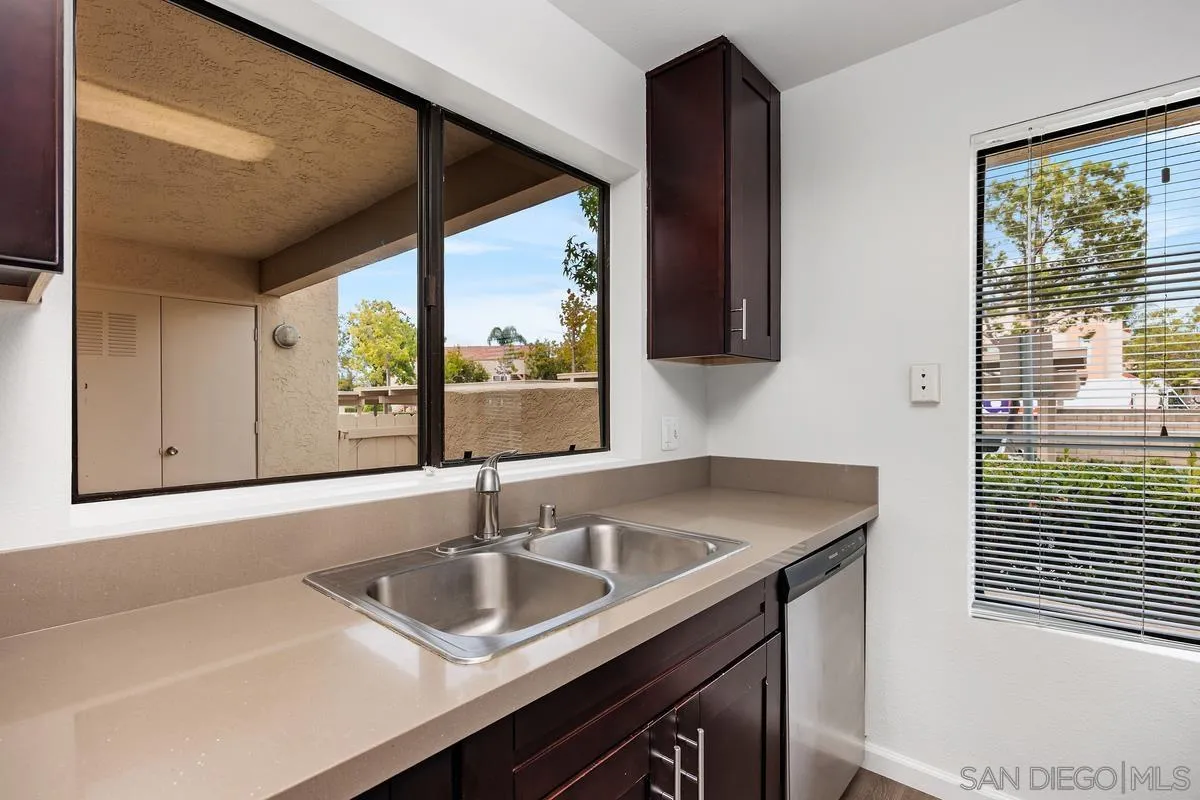 Photo #10: 260019302 Listing: Photo #10