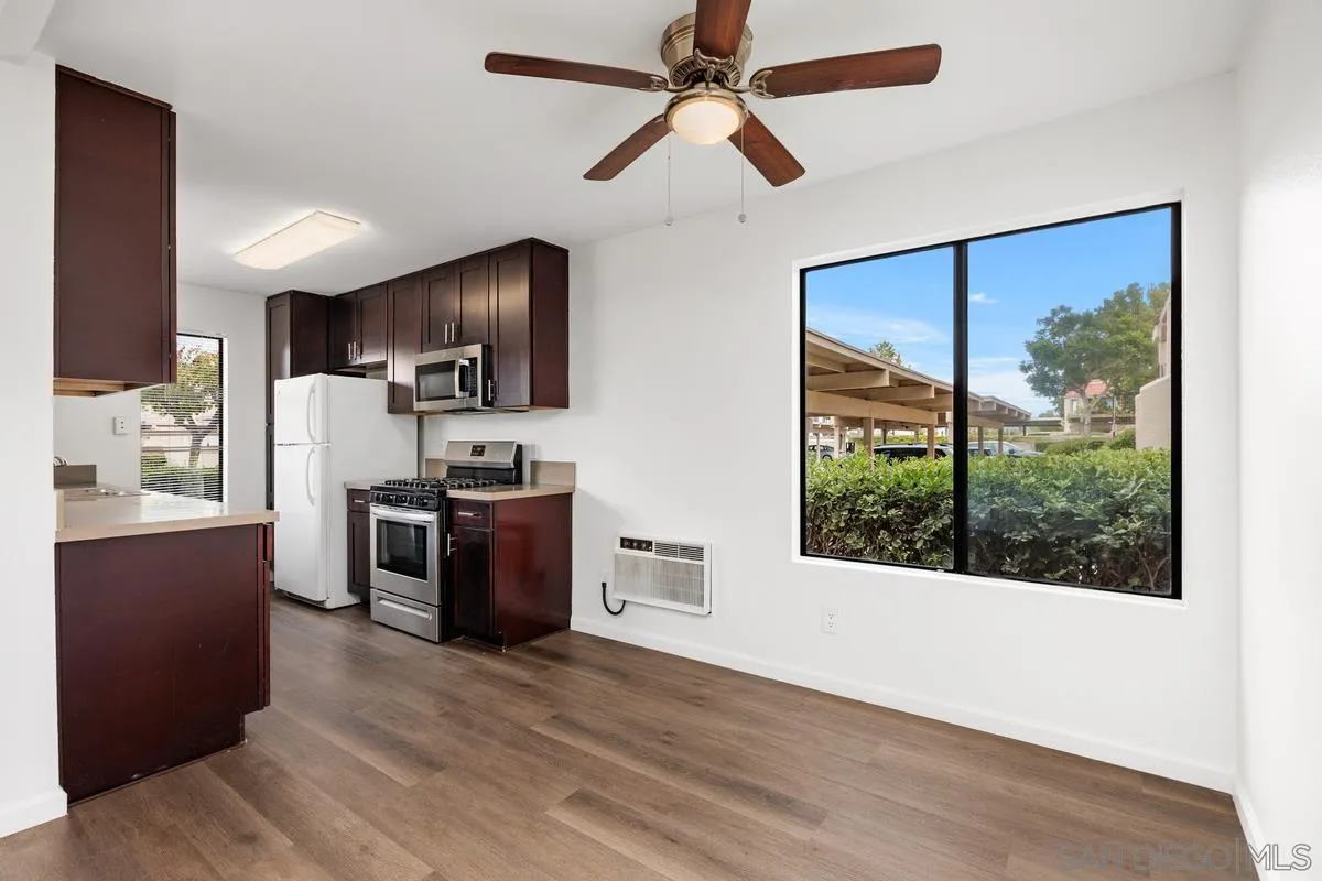 https://cdn.realtyfeed.com/cdn/127/260019302/70507082905aae6c479782eeb5bd4cd9.webp