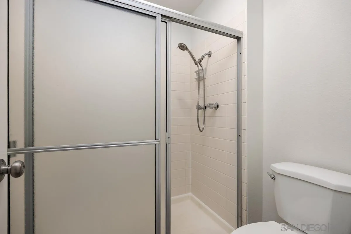 Photo #14: 260019302 Listing: Photo #14