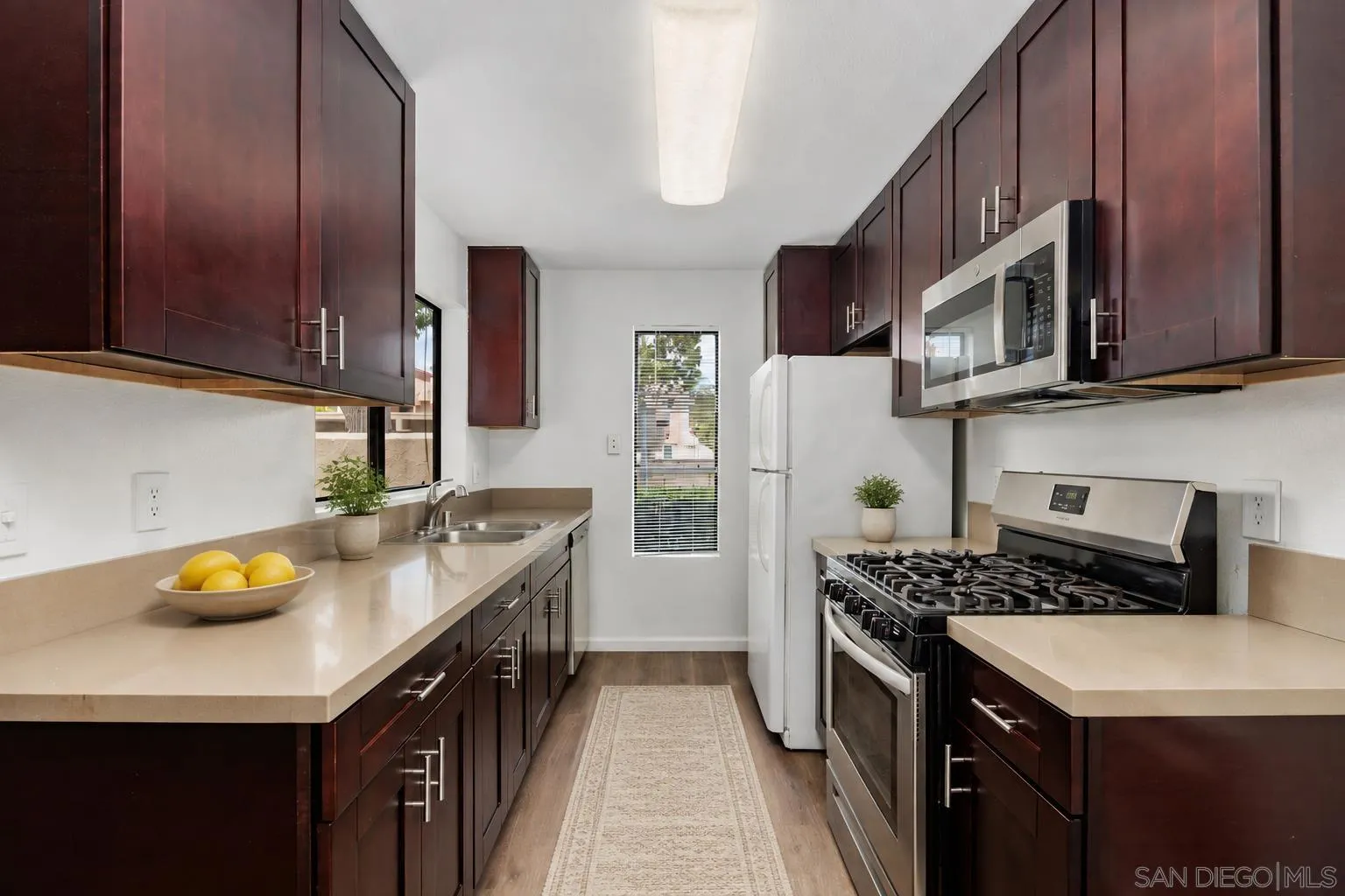 Photo #8: 260019302 Listing: Photo #8