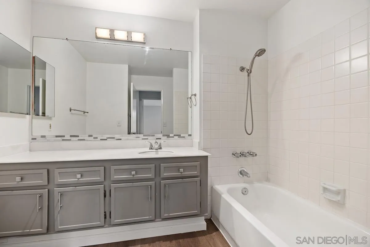 Photo #17: 260019302 Listing: Photo #17