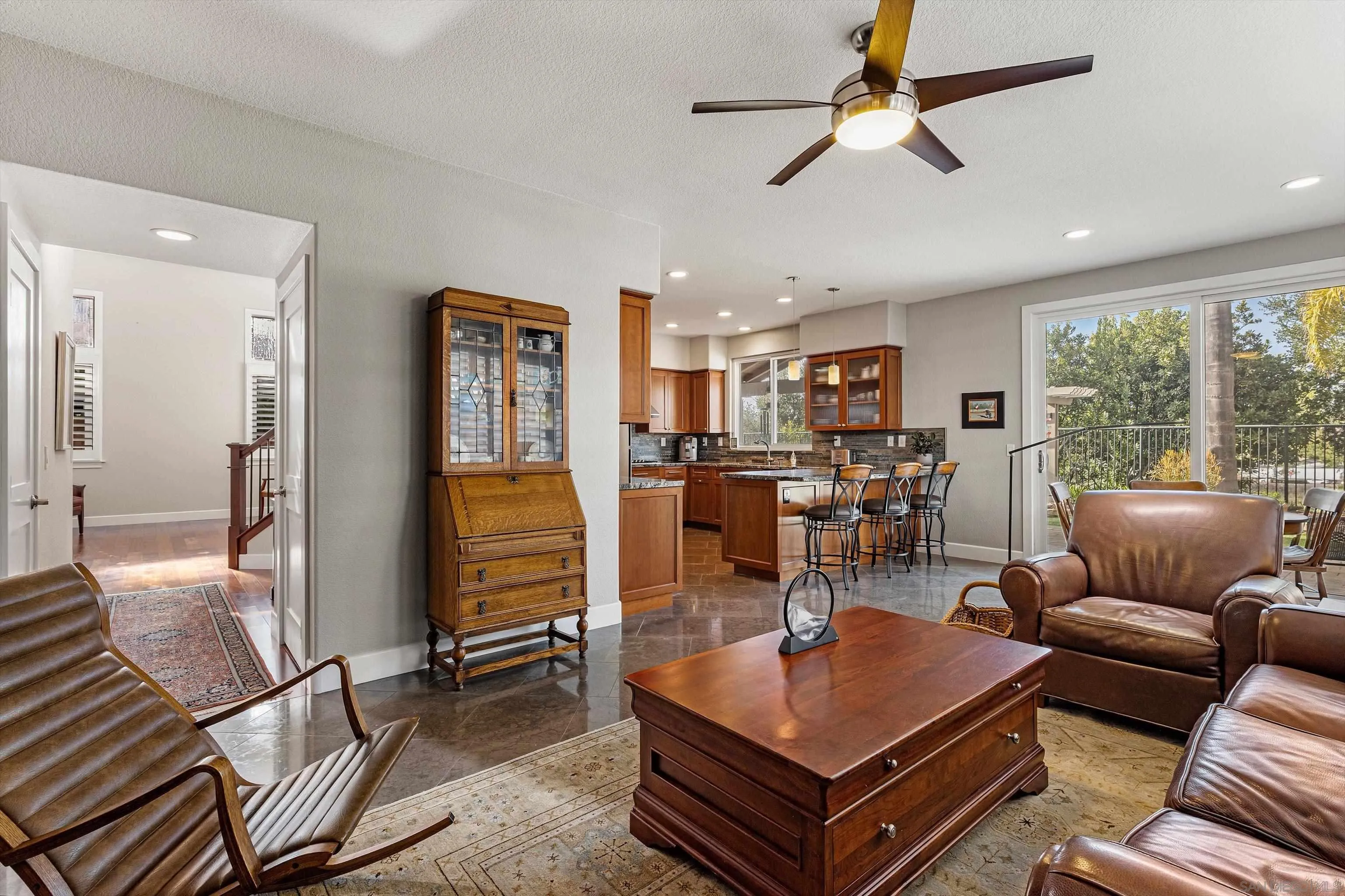 https://cdn.realtyfeed.com/cdn/127/260019304/0212a2dbd71f417182570807451b928b.webp