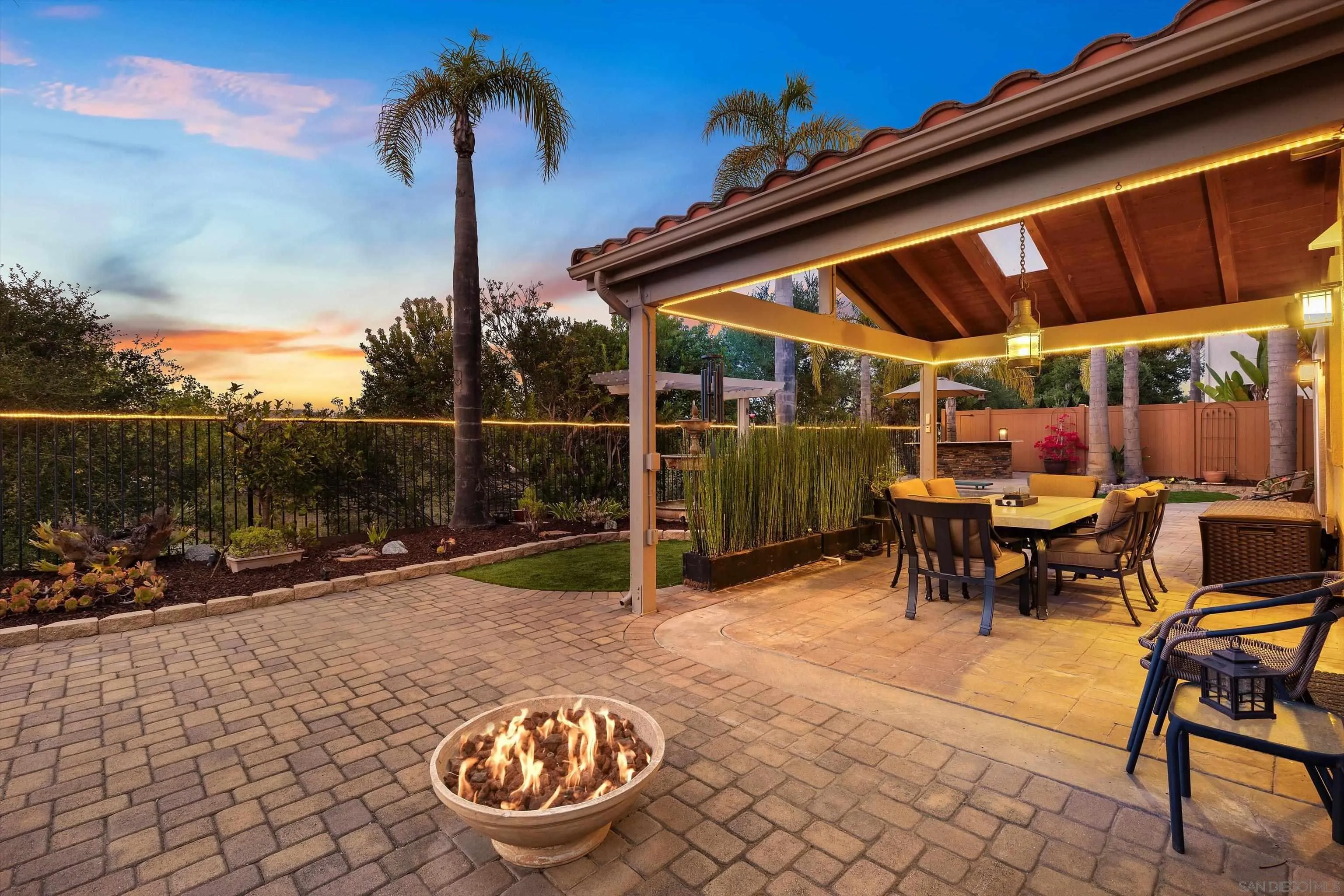 https://cdn.realtyfeed.com/cdn/127/260019304/13990e839d612ae148946a345bac514b.webp