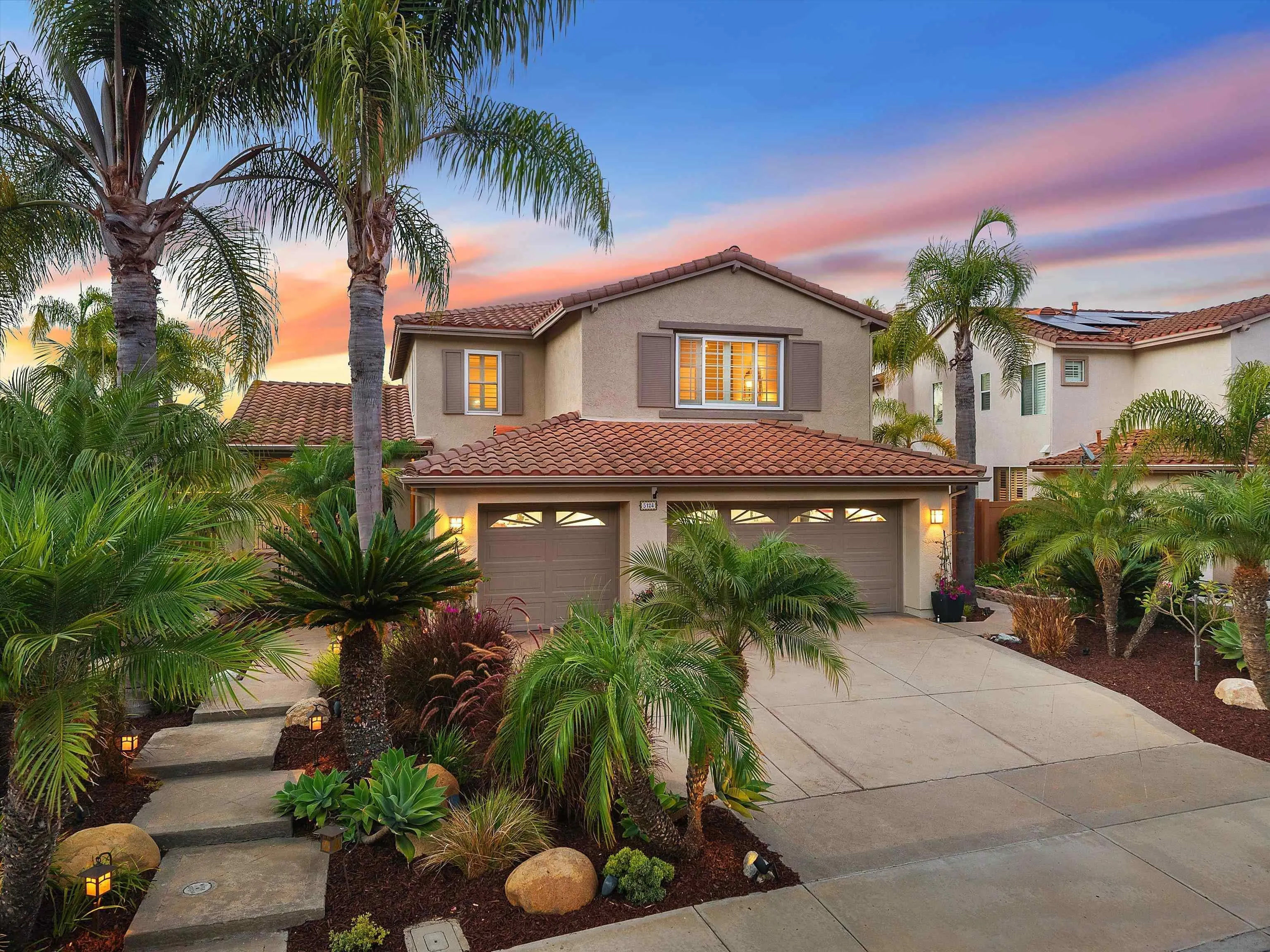 https://cdn.realtyfeed.com/cdn/127/260019304/374a085cfda30b2164c0dbcf6c8cba71.webp