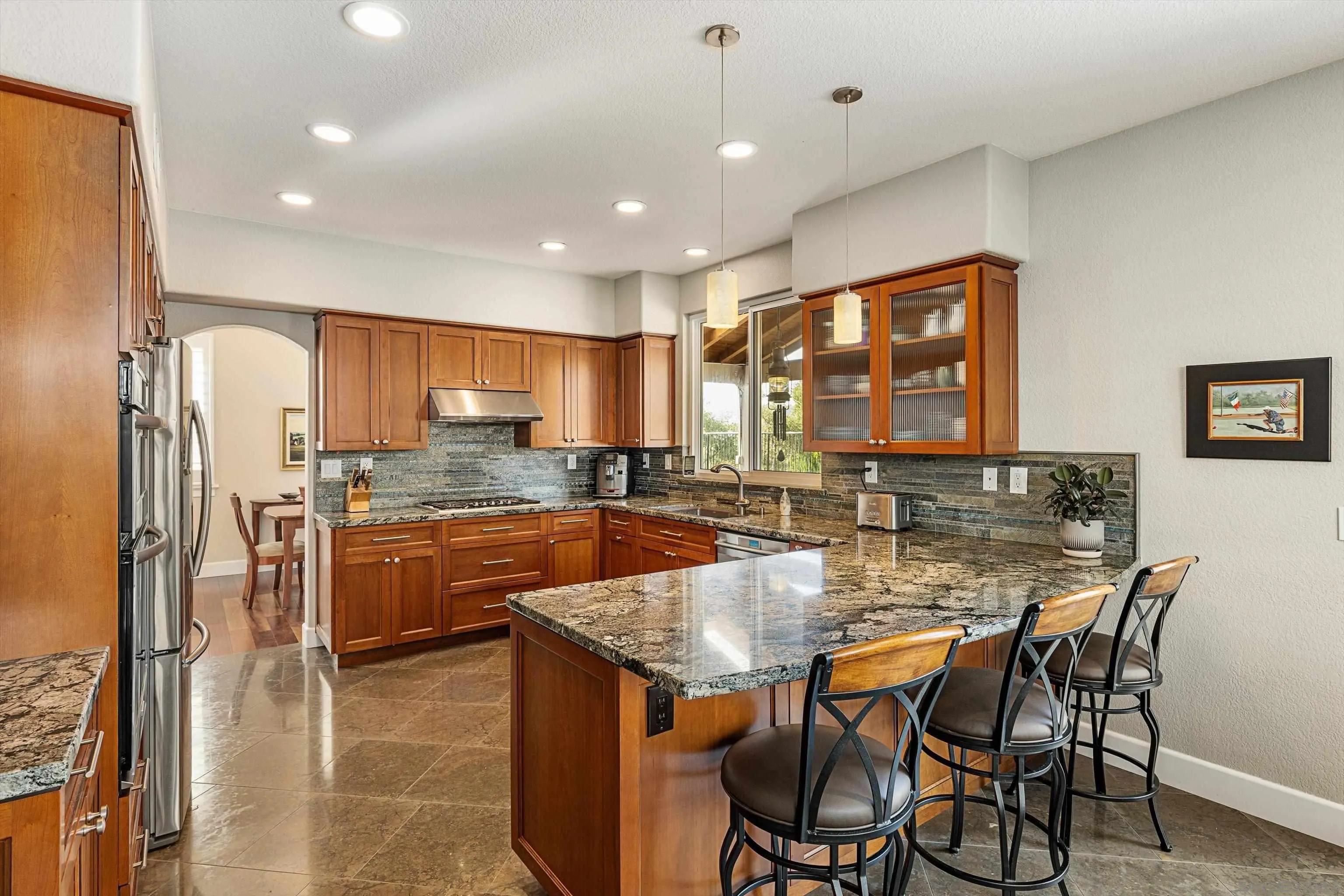 https://cdn.realtyfeed.com/cdn/127/260019304/435aa2bfef60cb61d4e182385fbb16f7.webp