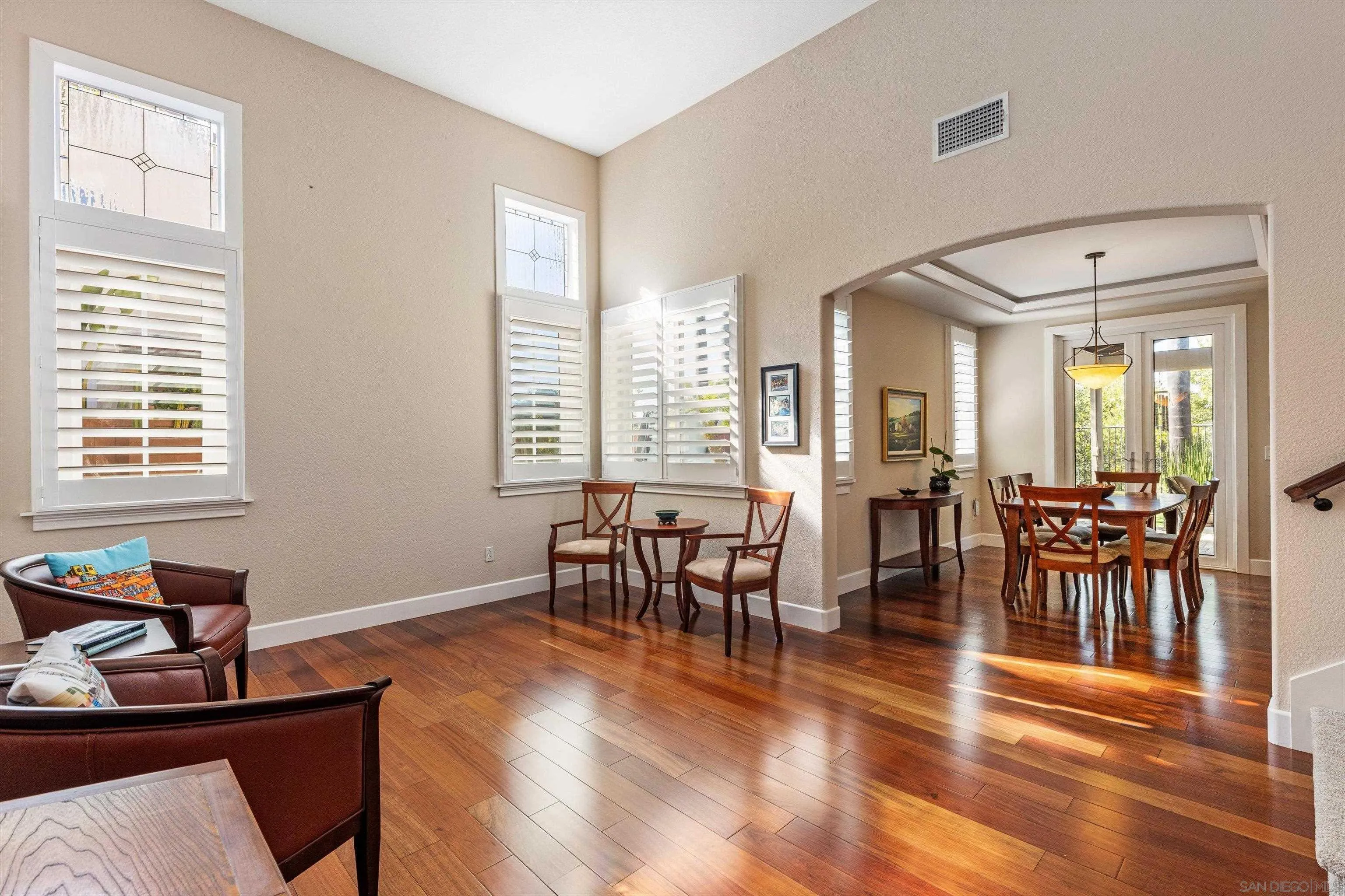 https://cdn.realtyfeed.com/cdn/127/260019304/656e993cc19ba1cb4af68e77c4c12d74.webp