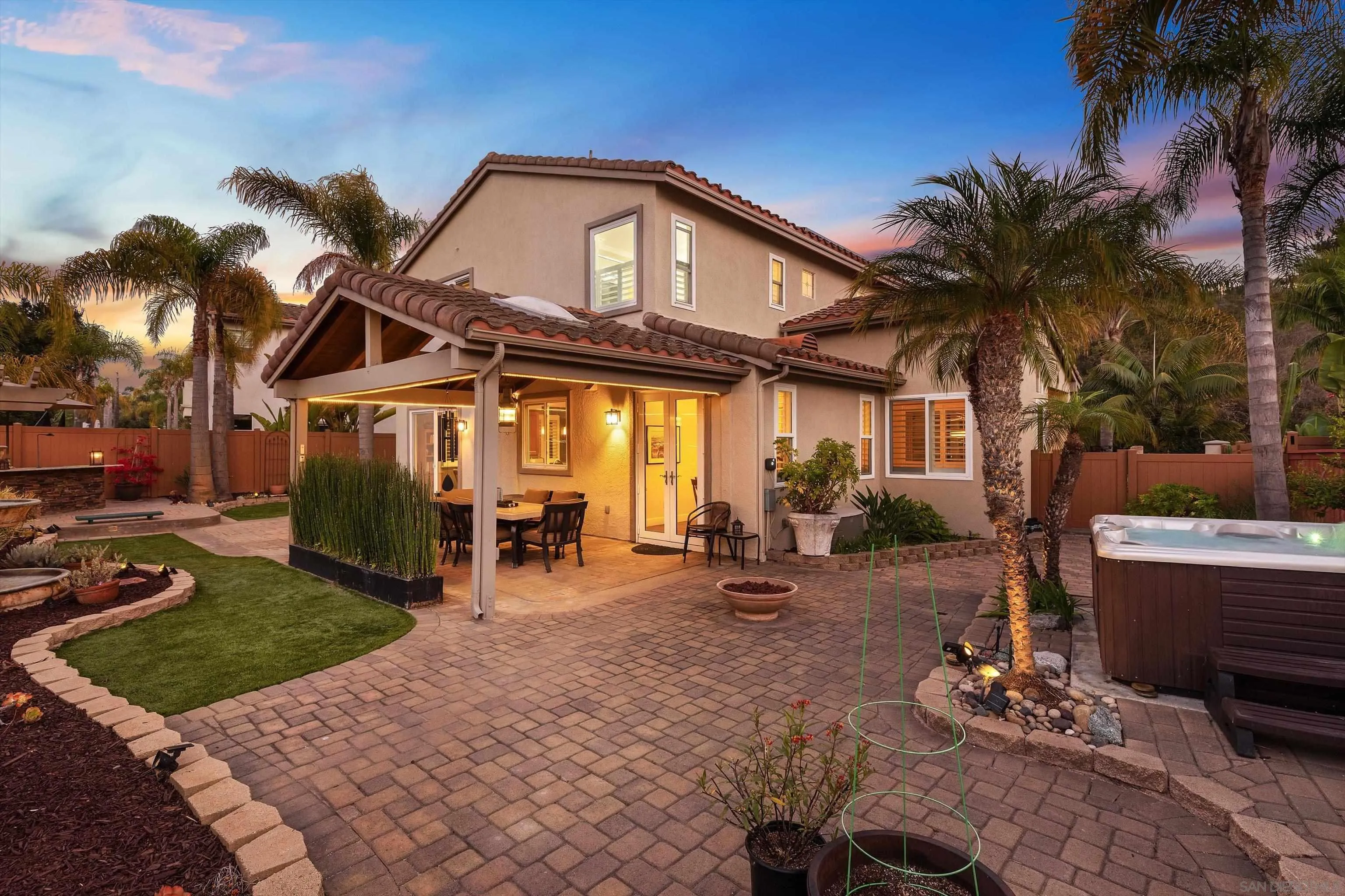https://cdn.realtyfeed.com/cdn/127/260019304/674c73c30da68fe9b88a146e806ac65d.webp