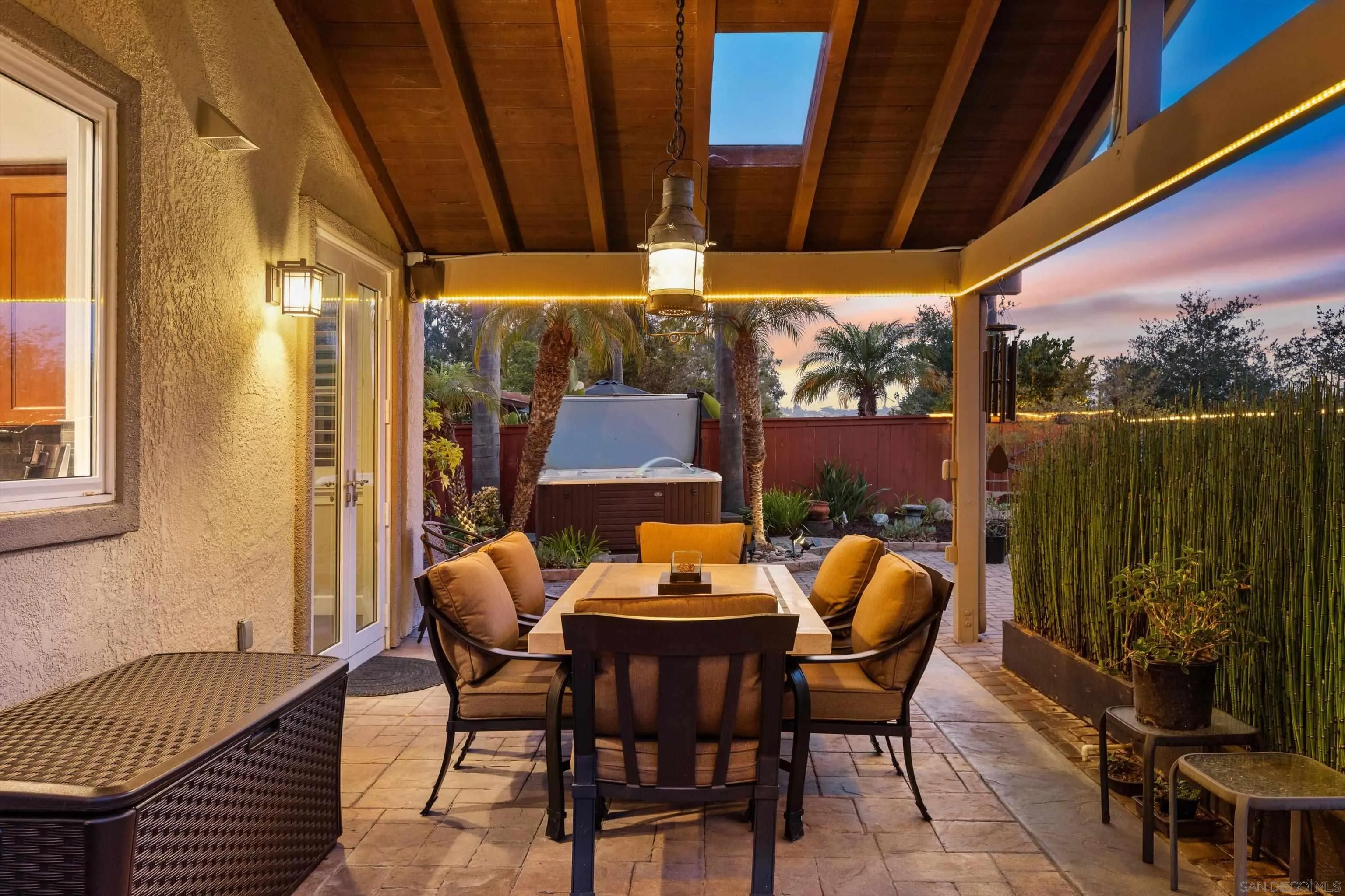 https://cdn.realtyfeed.com/cdn/127/260019304/b2a1726ec52bec0d7d9f43b91e429aea.webp