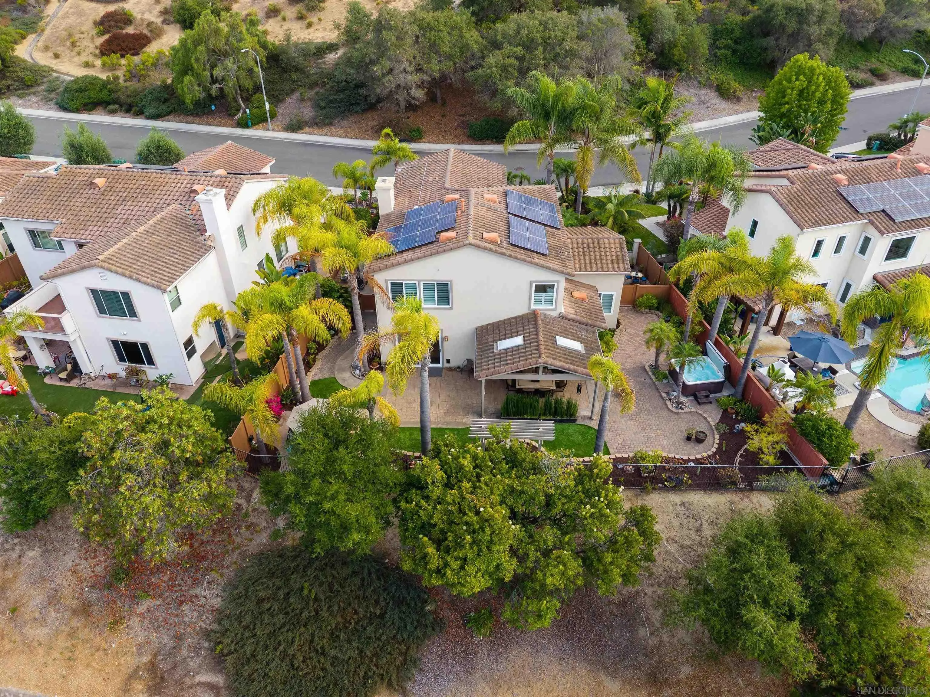 https://cdn.realtyfeed.com/cdn/127/260019304/f6431621beac6274ed52d0ea66282671.webp