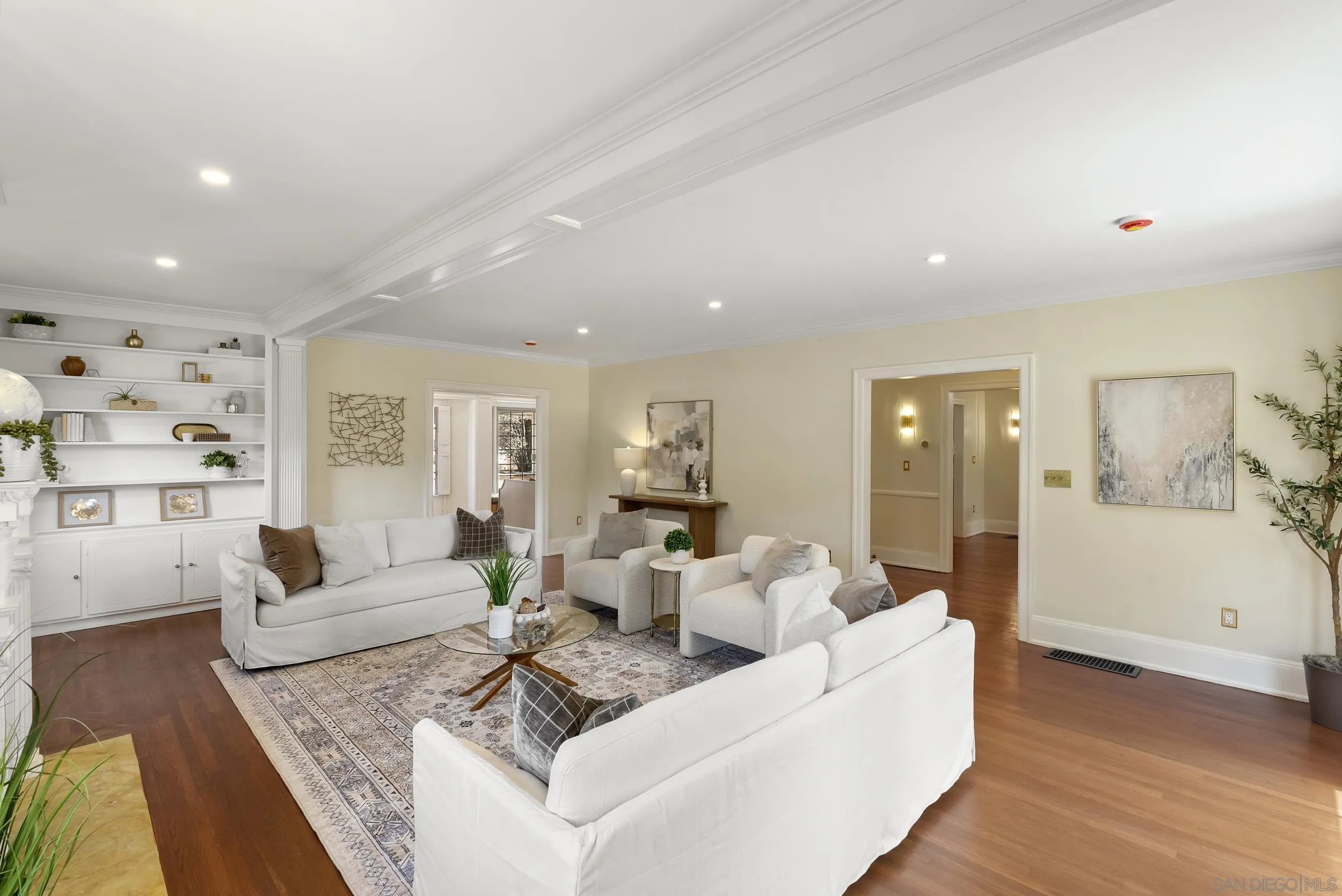 https://cdn.realtyfeed.com/cdn/127/260019305/1309a90544092502a63c5f3b67eedf1c.webp