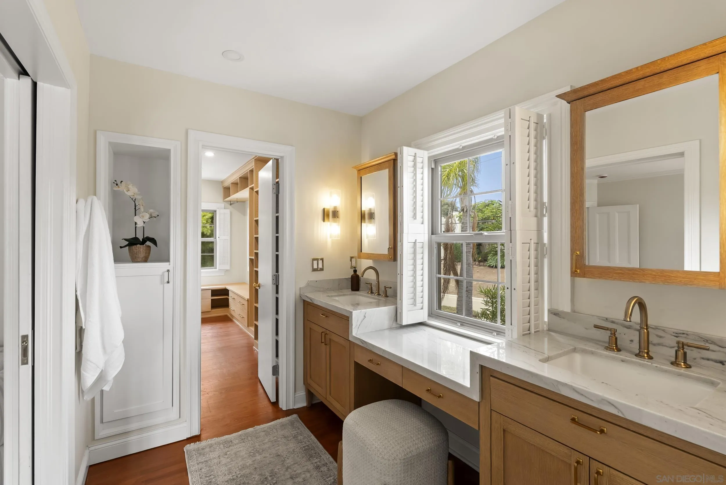 https://cdn.realtyfeed.com/cdn/127/260019305/442db5fd8a7c571935160e96cb462c88.webp
