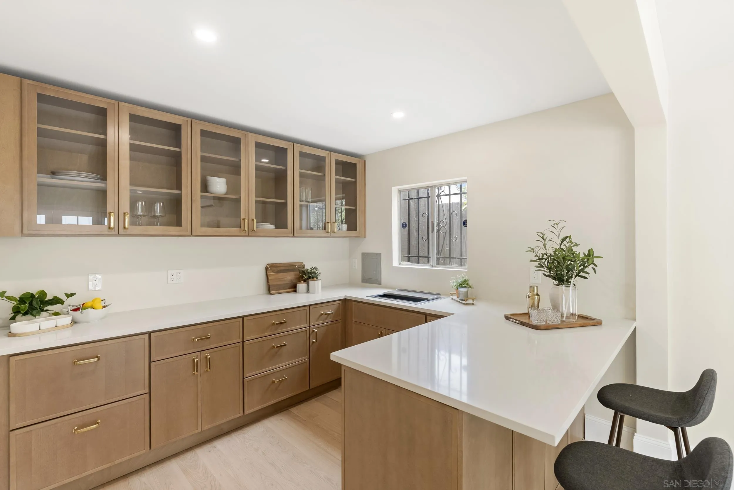 https://cdn.realtyfeed.com/cdn/127/260019305/521771b35ddac5da3c6a8e91525952db.webp