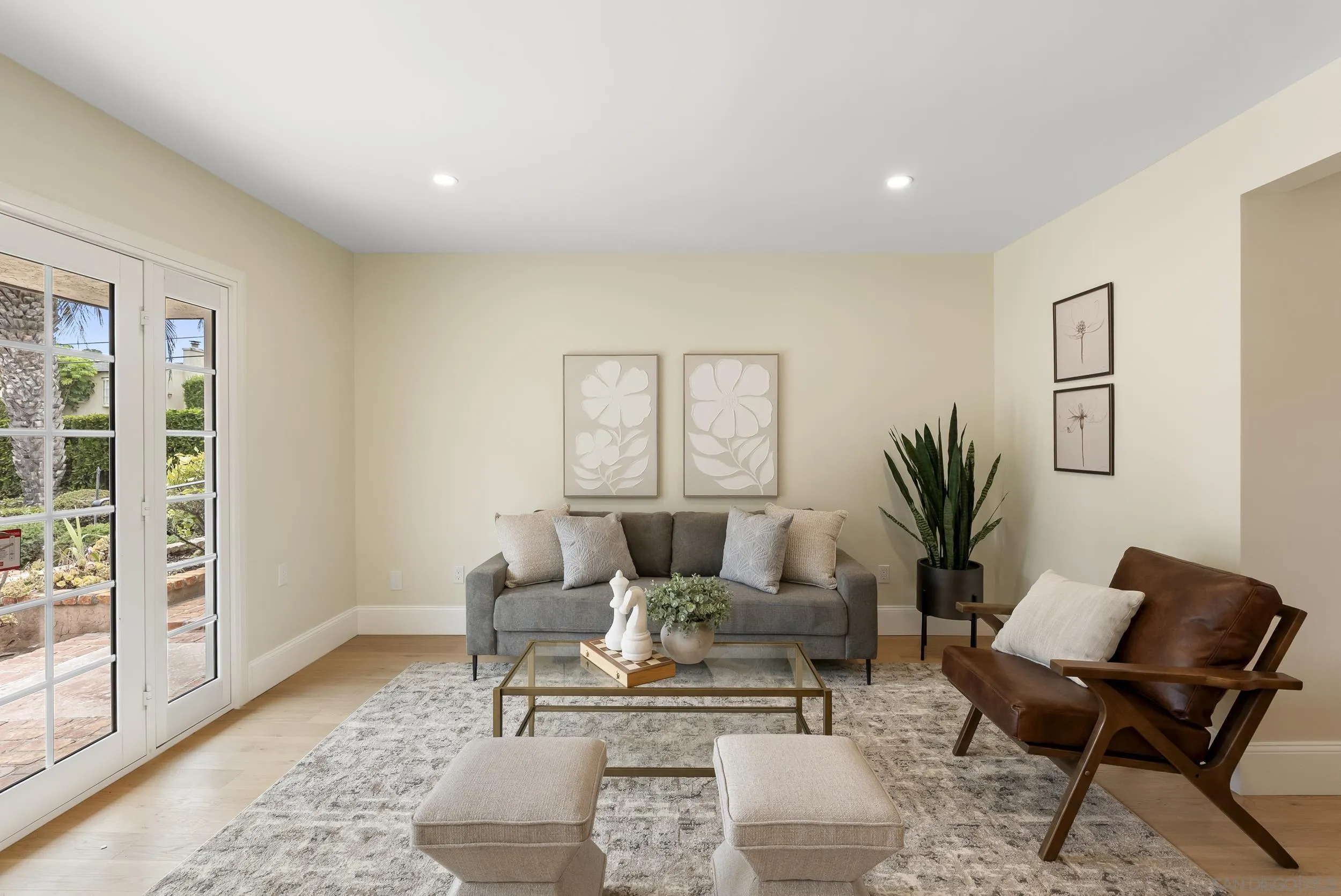 https://cdn.realtyfeed.com/cdn/127/260019305/57eb2ce40b72be0aad9dde799e8b7fe2.webp