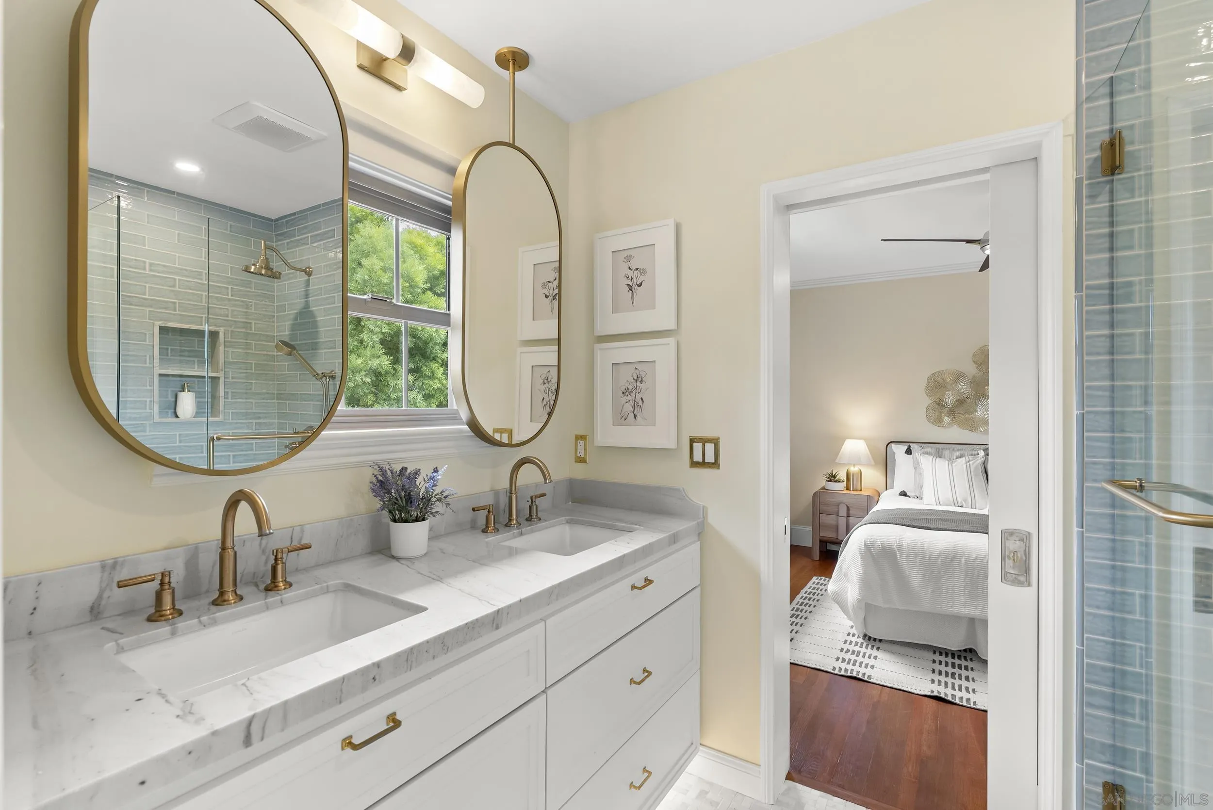 https://cdn.realtyfeed.com/cdn/127/260019305/5bba3259f8cd423d6298758ae05c4f2b.webp