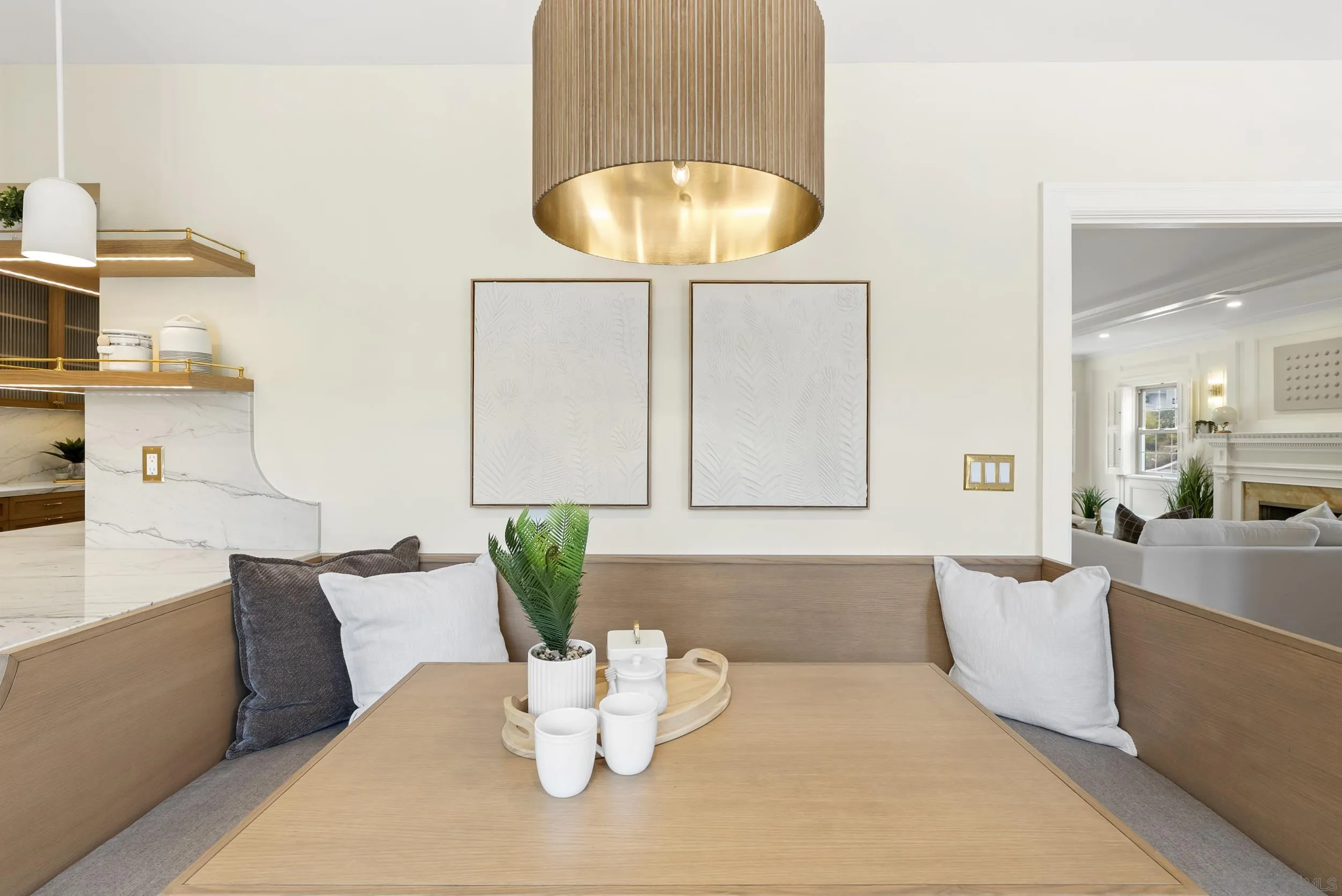 https://cdn.realtyfeed.com/cdn/127/260019305/686c92f35c96234f0c0dd71598045859.webp