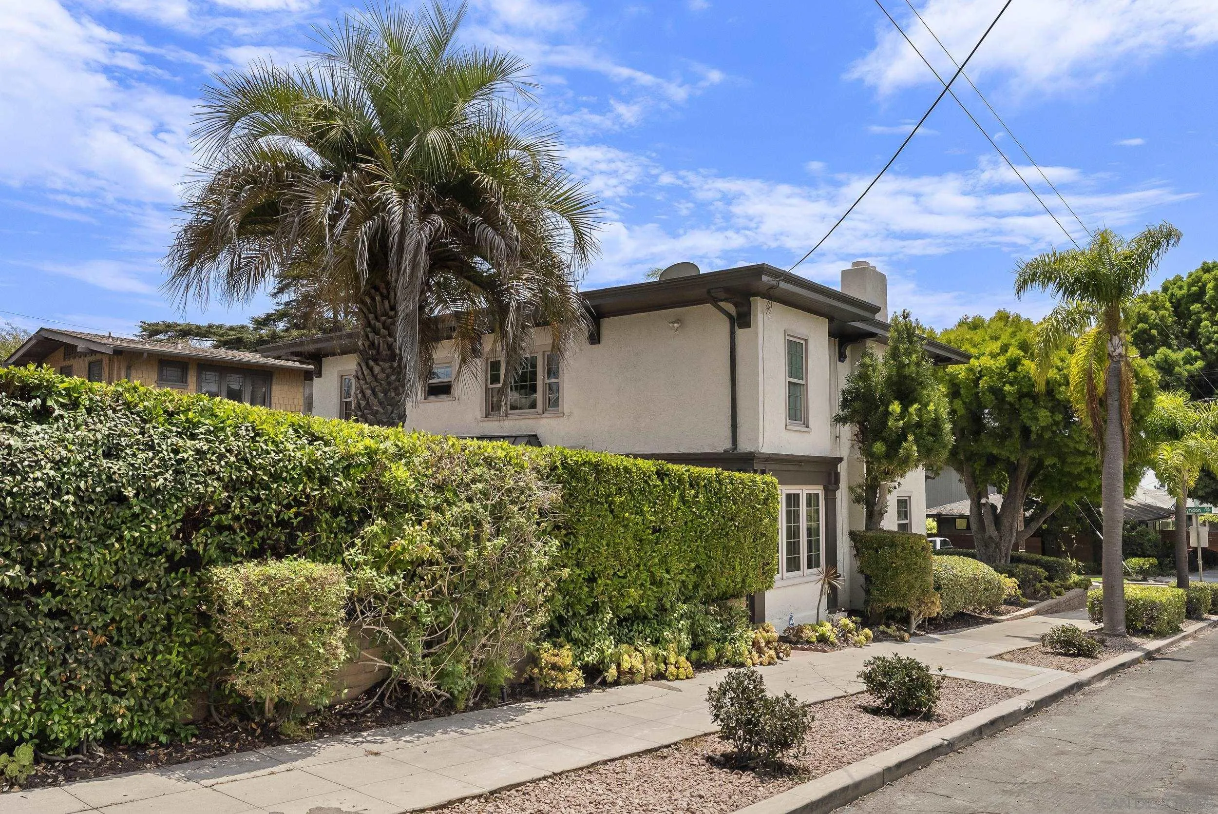 https://cdn.realtyfeed.com/cdn/127/260019305/8799e054b683aca92bb5ddfa9e27f9ee.webp