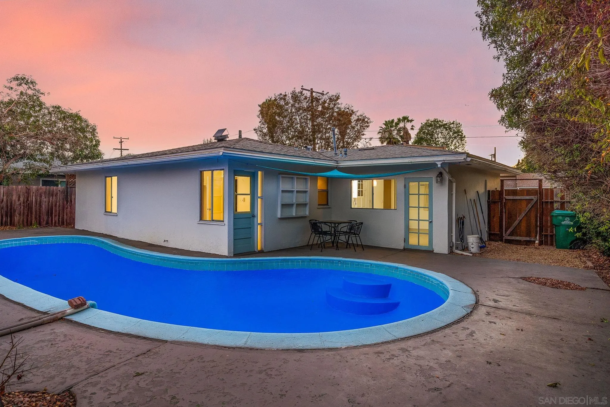https://cdn.realtyfeed.com/cdn/127/260019306/0acee50b4a372662c9305dba21ab395c.webp