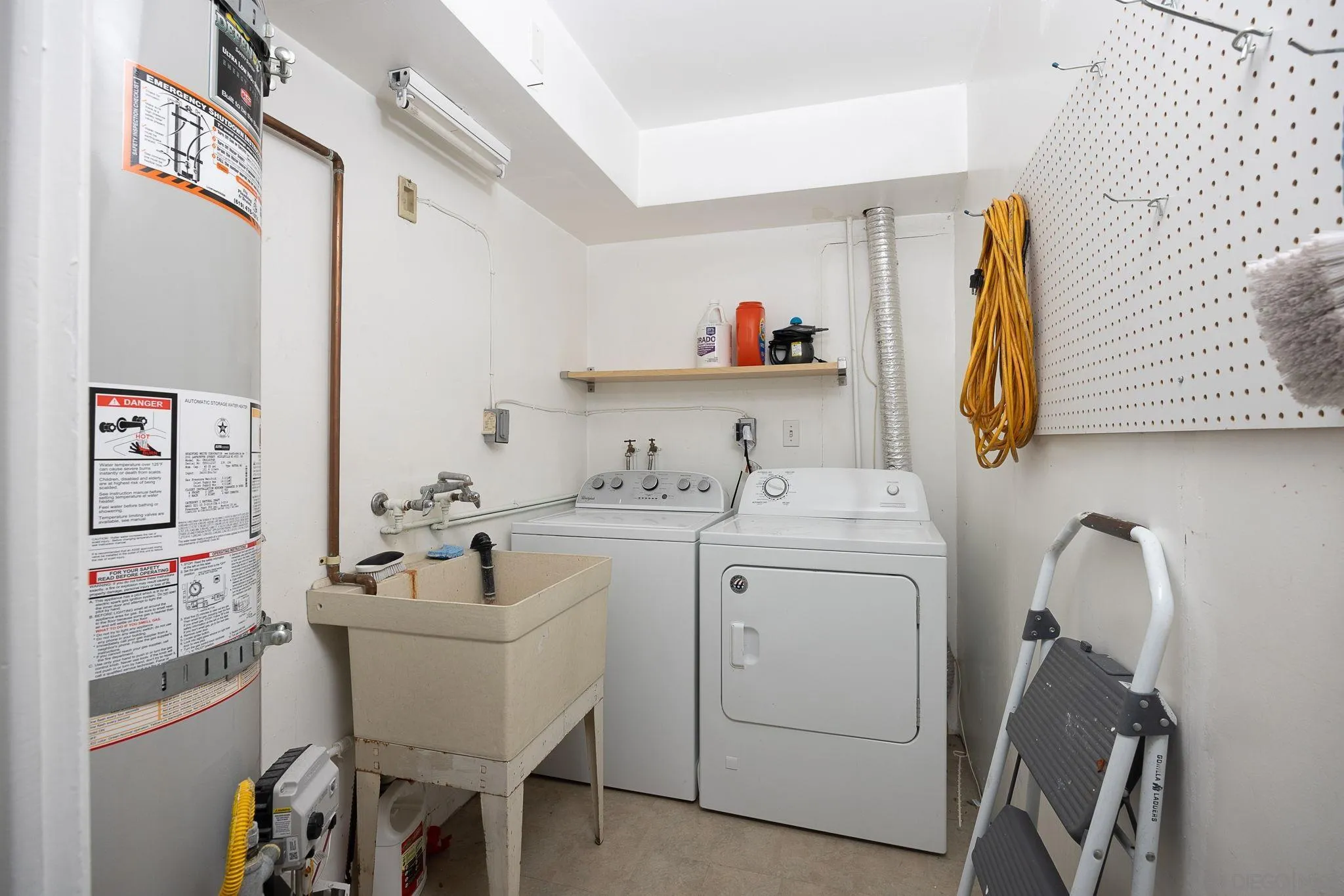 https://cdn.realtyfeed.com/cdn/127/260019306/394496c1fae643fcaff685740334c9e4.webp