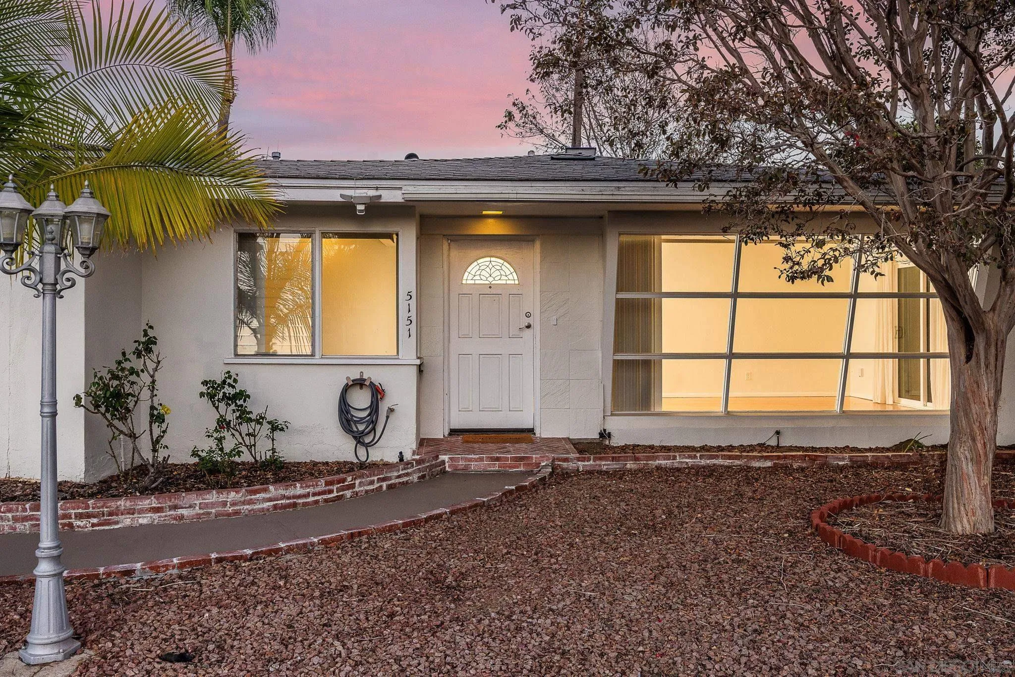 https://cdn.realtyfeed.com/cdn/127/260019306/50261b7a1cbb75f15ac7505a1201f8b1.webp