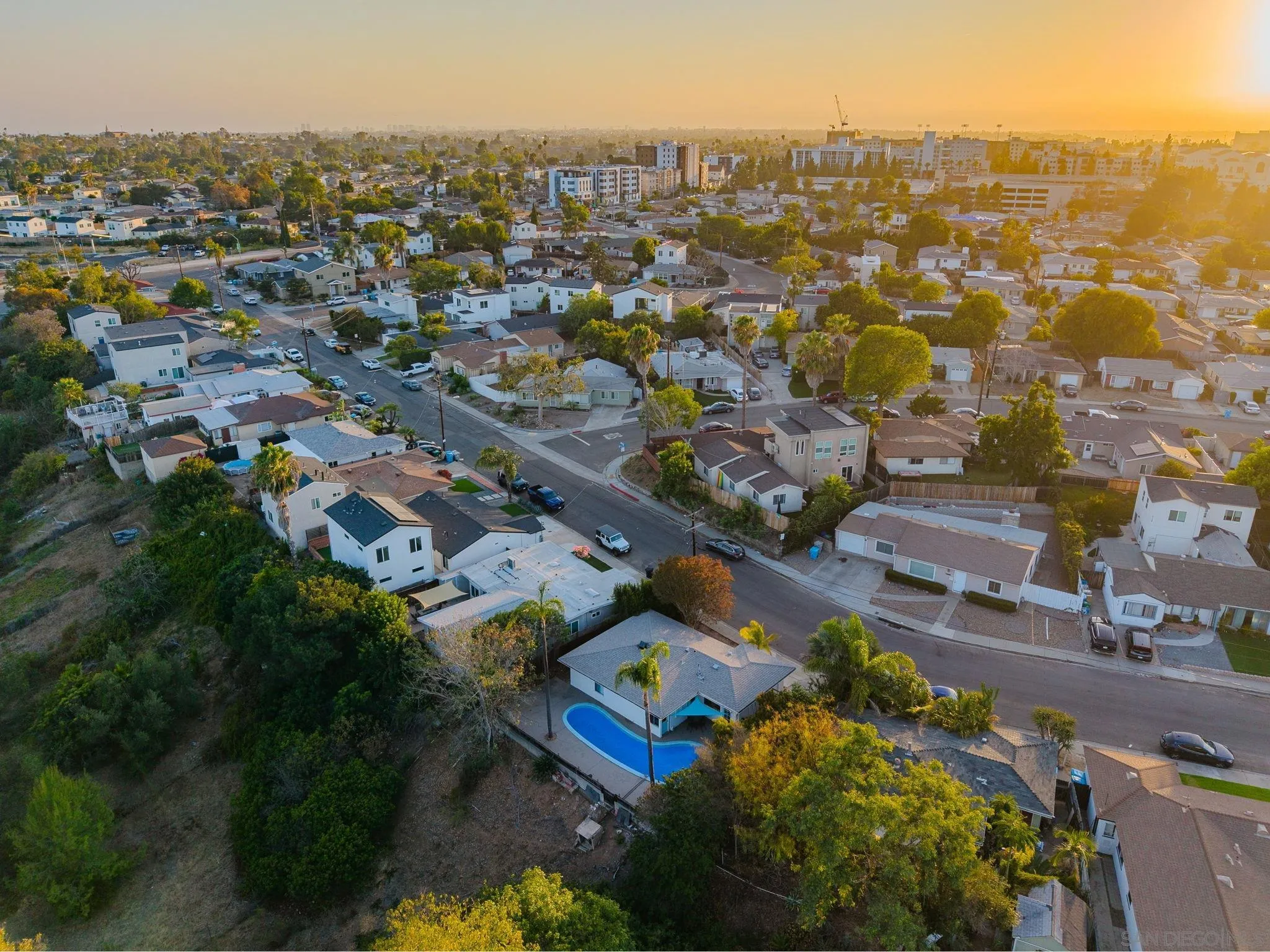 https://cdn.realtyfeed.com/cdn/127/260019306/b75d191c179dabc50ece116c0304833a.webp