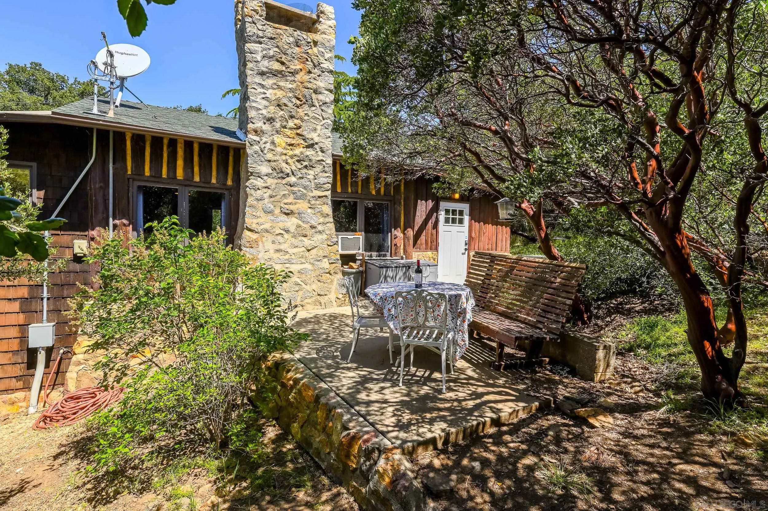 https://cdn.realtyfeed.com/cdn/127/260019307/a447d1c6432a522446bc28350d20aa06.webp