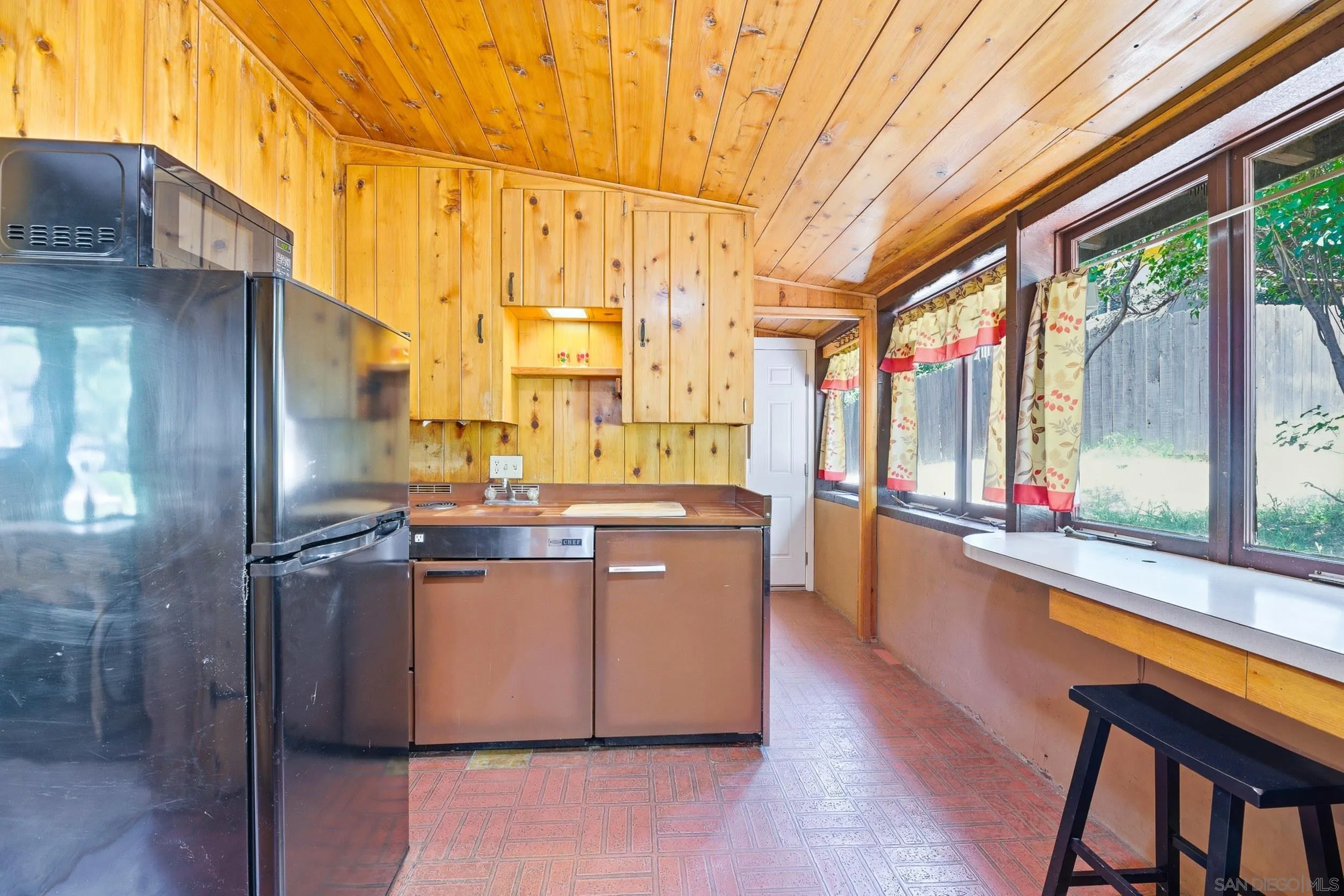 https://cdn.realtyfeed.com/cdn/127/260019307/ebcbe8bfd4ed25829af9f630d1247428.webp