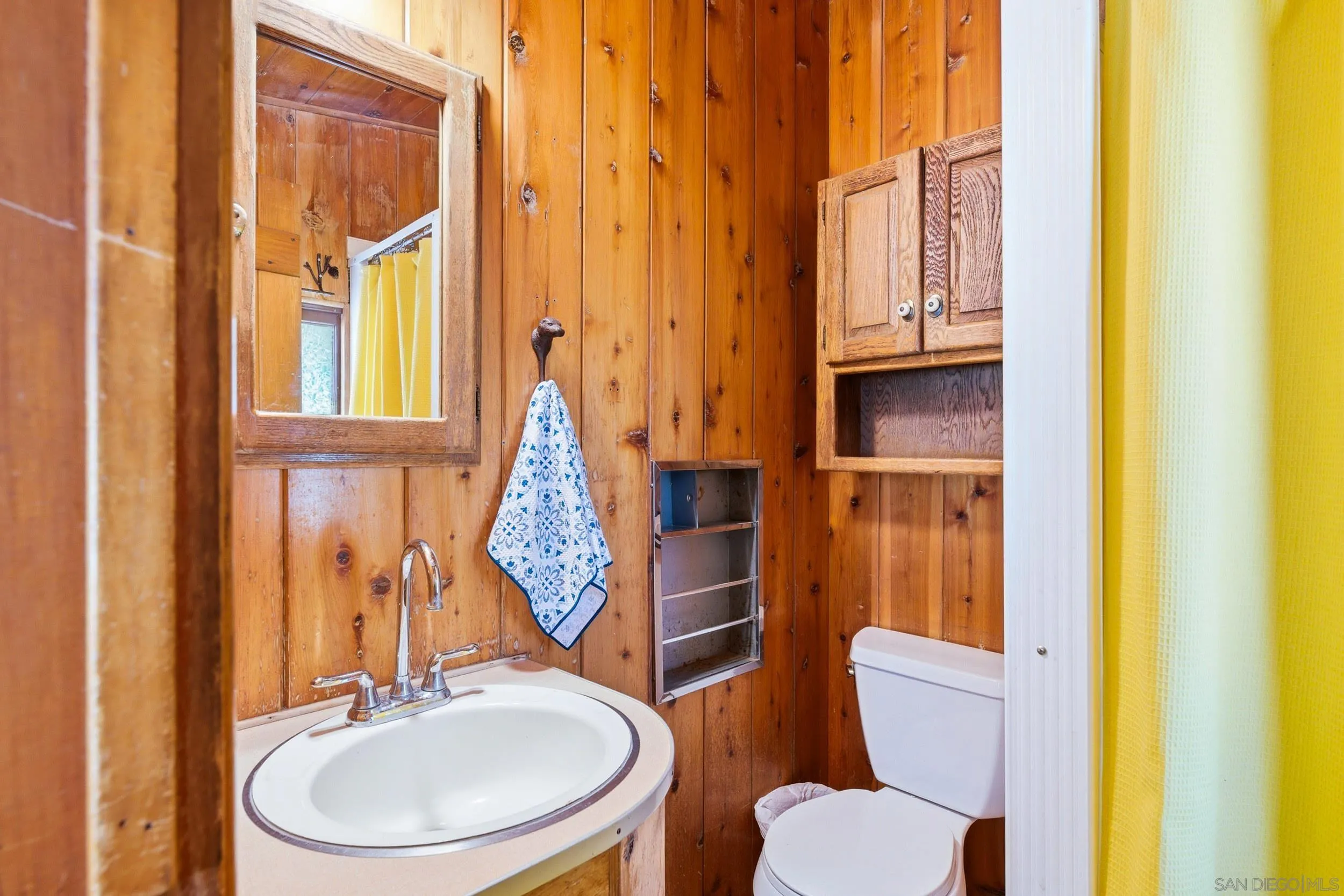 https://cdn.realtyfeed.com/cdn/127/260019307/f3df76ba833dfae113af6173f181bfaa.webp