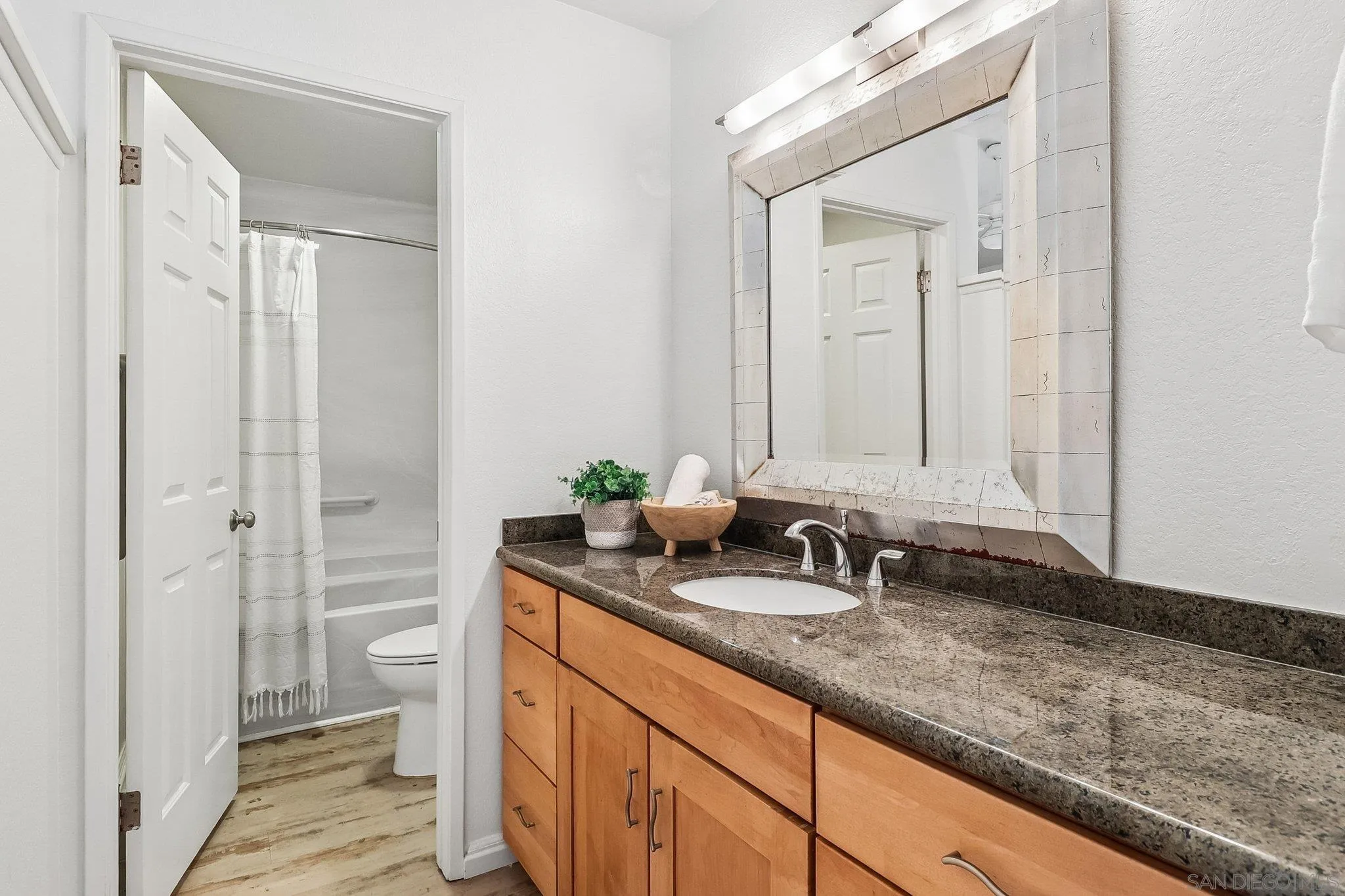 Photo #16: 260019308 Listing: Photo #16
