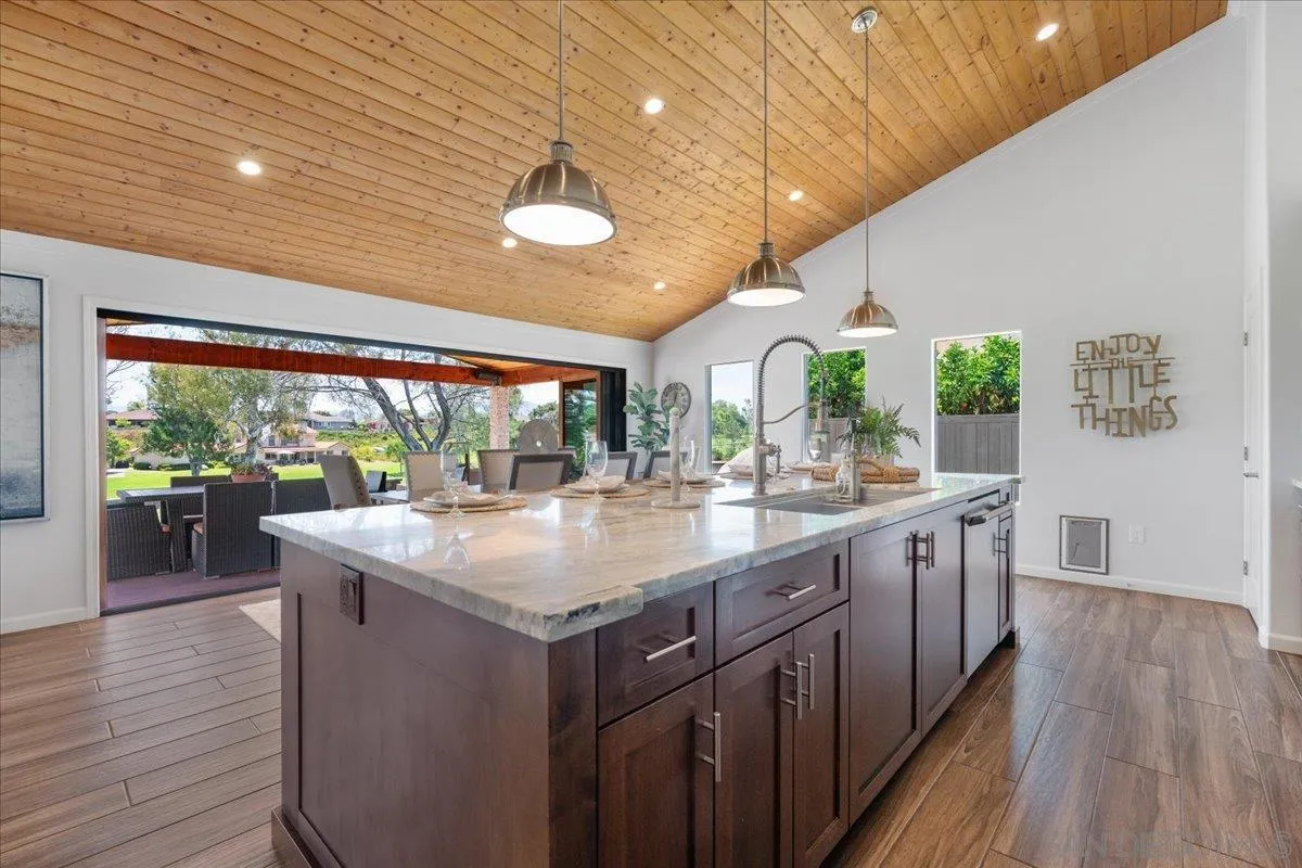 https://cdn.realtyfeed.com/cdn/127/260019310/151a5d81895cd869887e58eca4e24ef1.webp