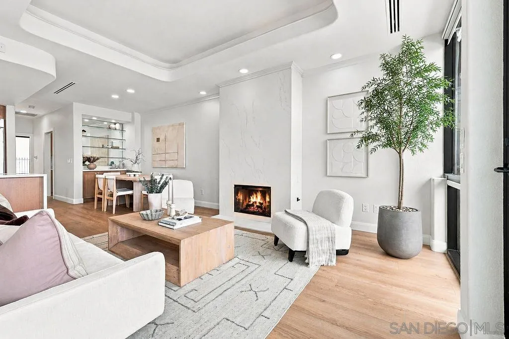 Photo #2: 260019315 Listing: Photo #2