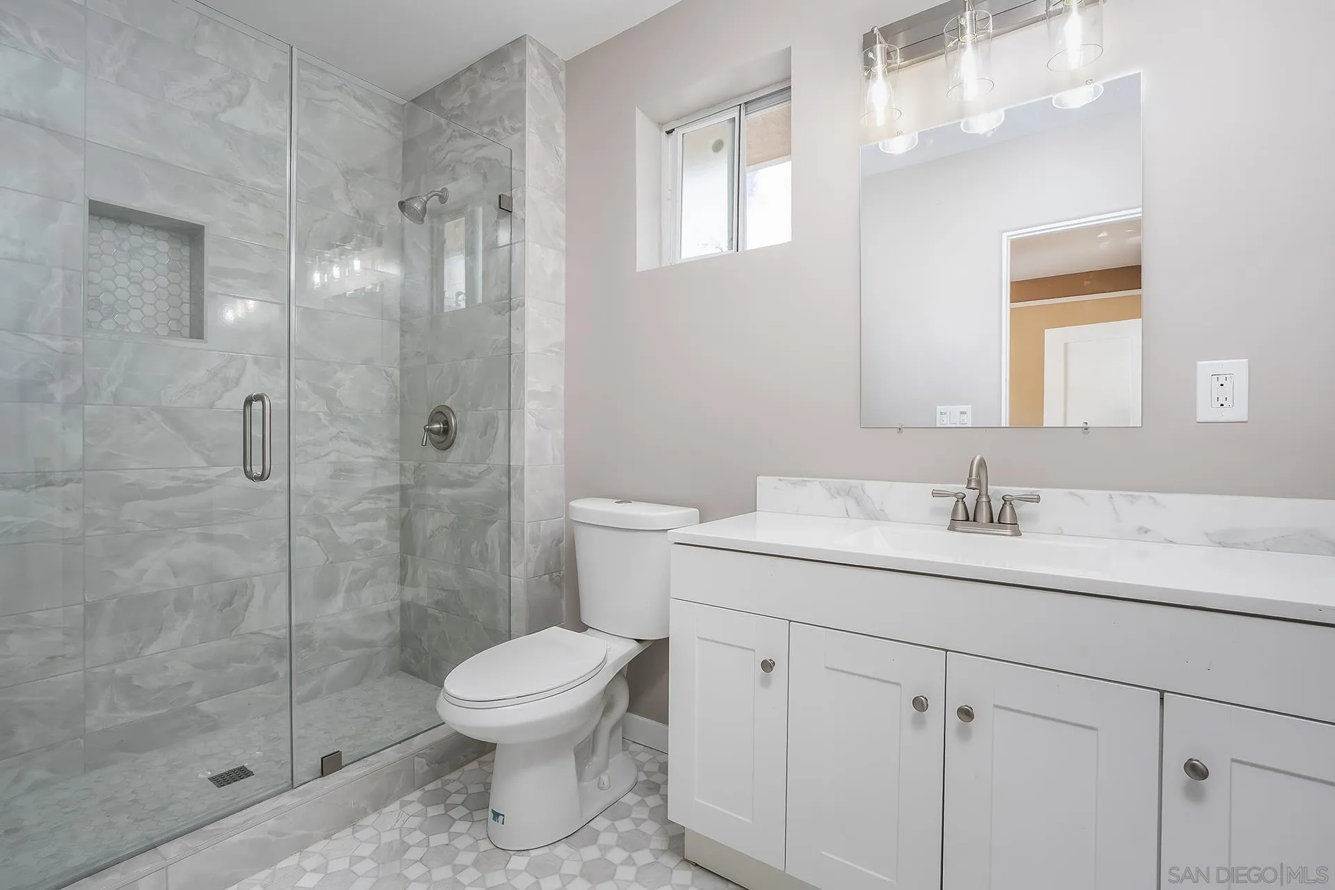 https://cdn.realtyfeed.com/cdn/127/260019316/d01a26cbdf37adffdb774526f0c3d12c.webp