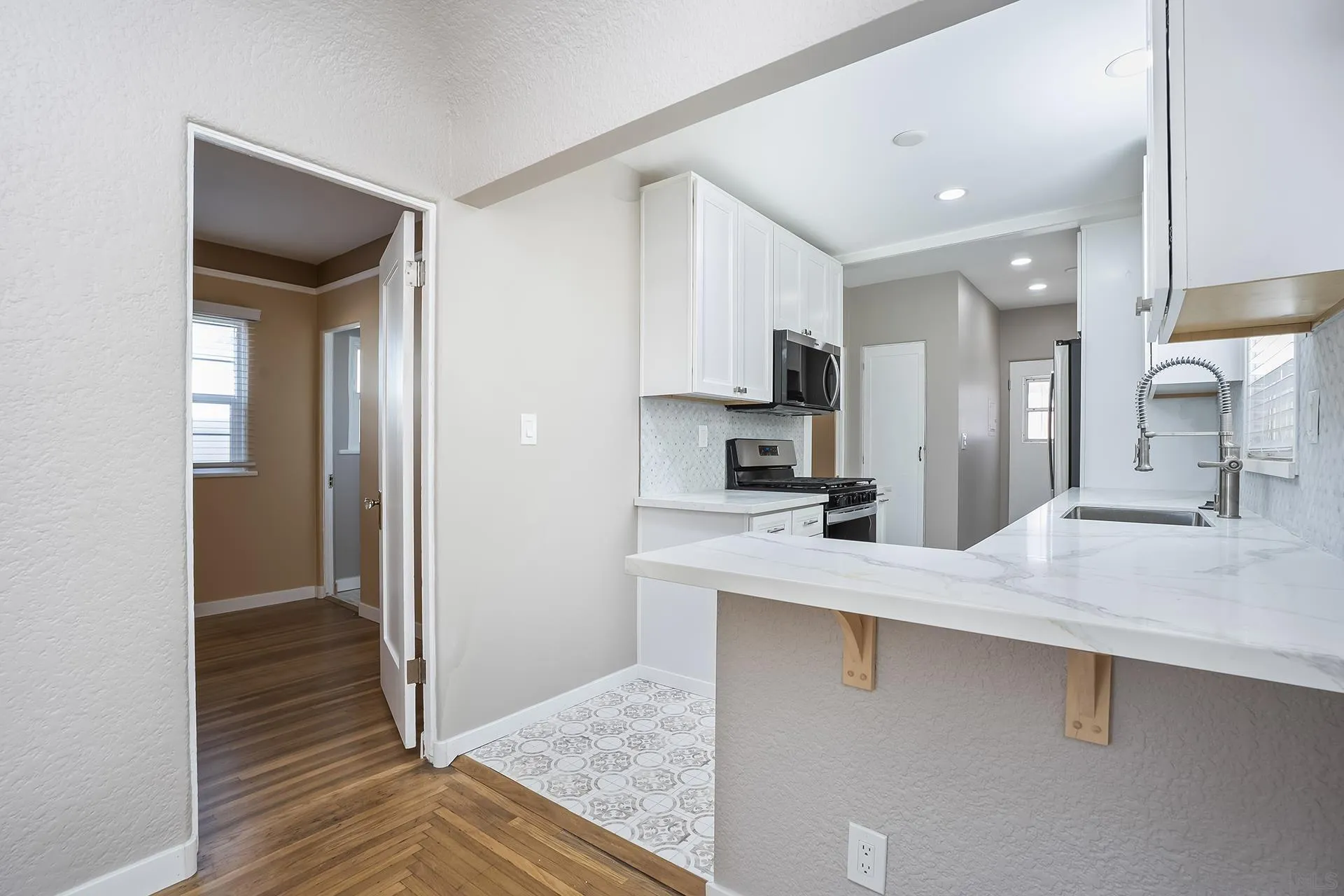https://cdn.realtyfeed.com/cdn/127/260019316/e2322a91ee3fde59c470879bcfe62395.webp