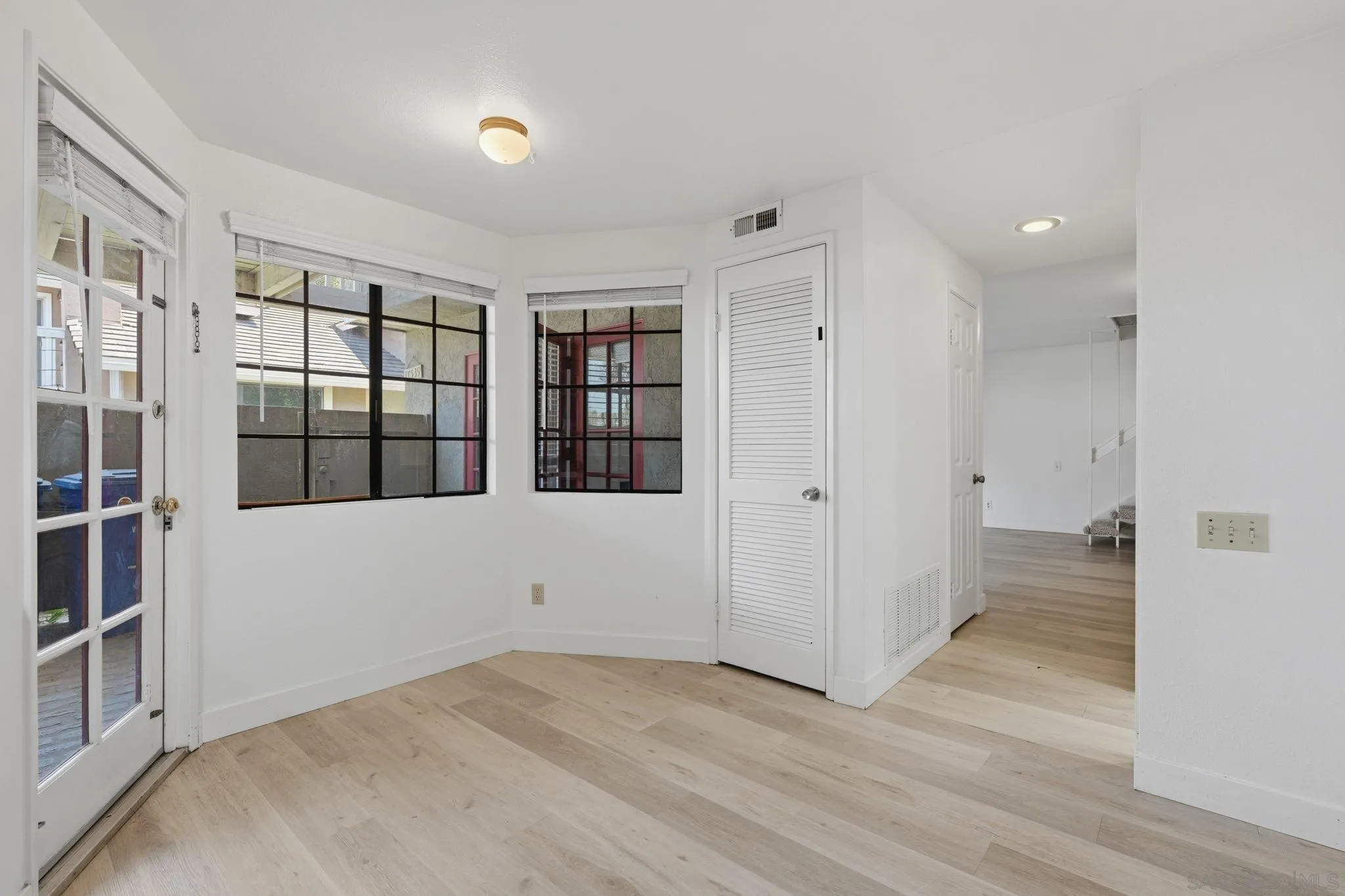 Photo #14: 260019317 Listing: Photo #14