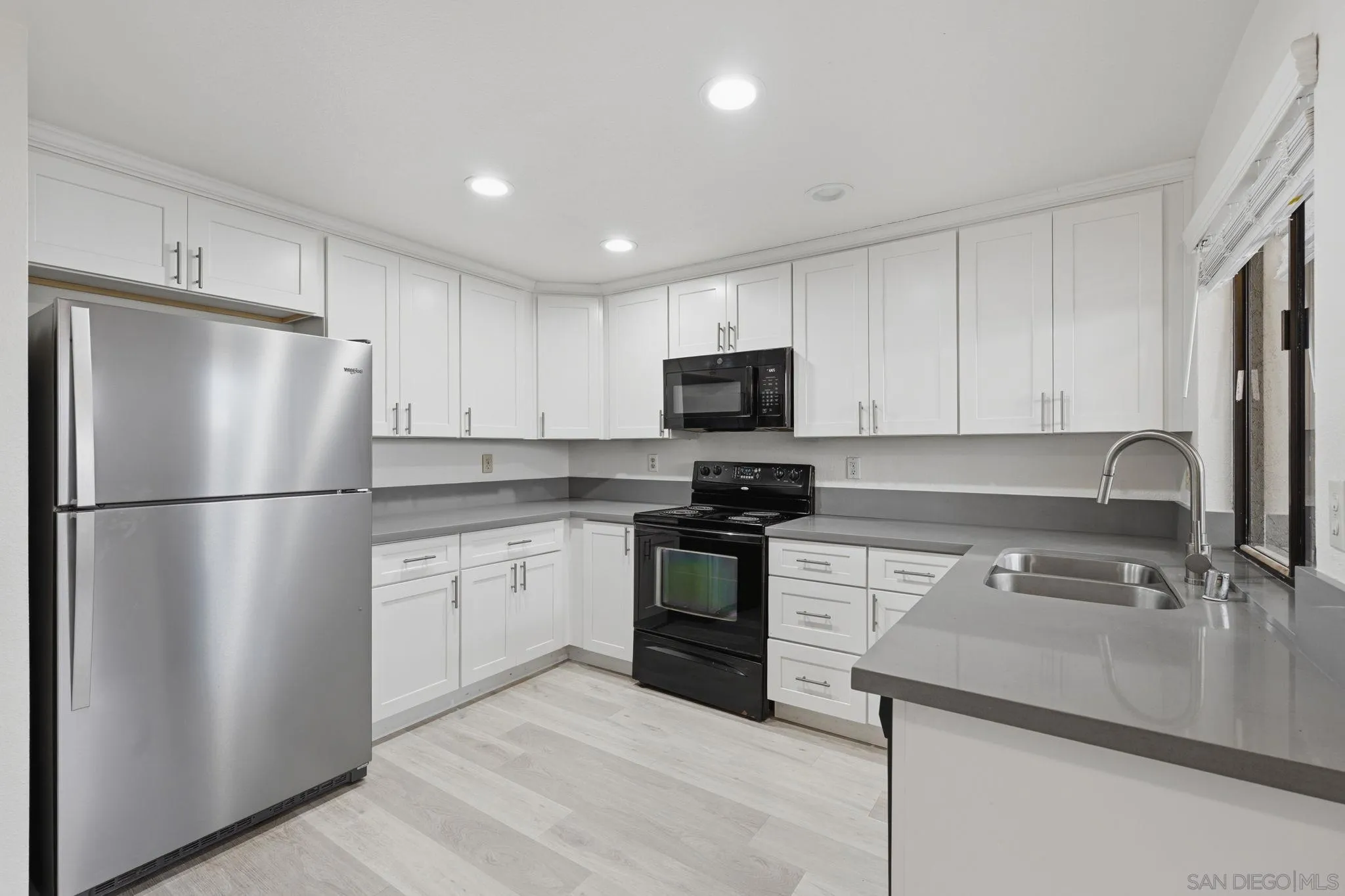 Photo #11: 260019317 Listing: Photo #11