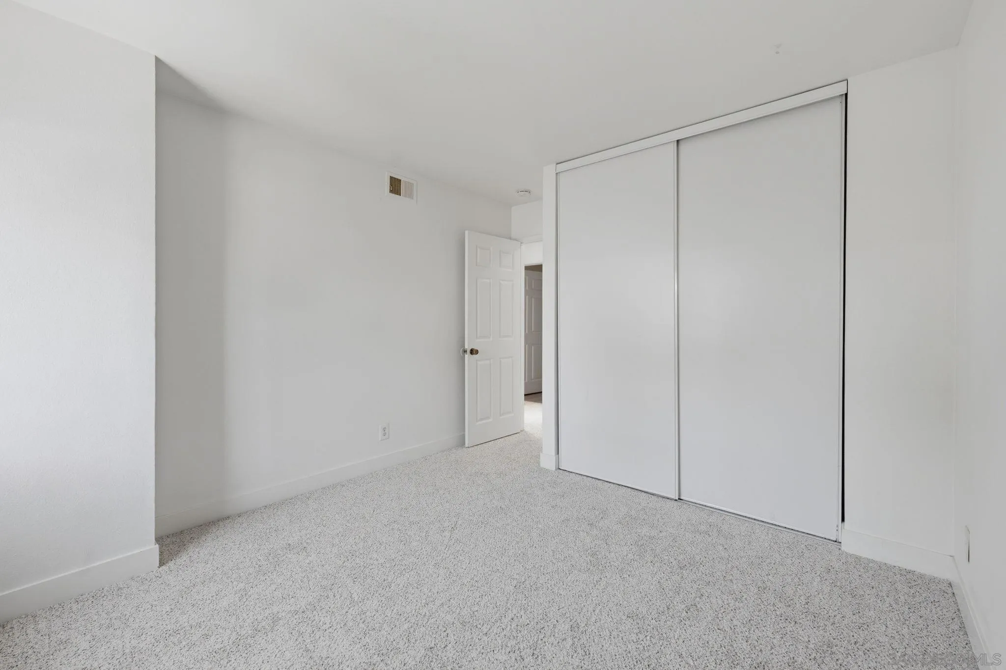 Photo #30: 260019317 Listing: Photo #30