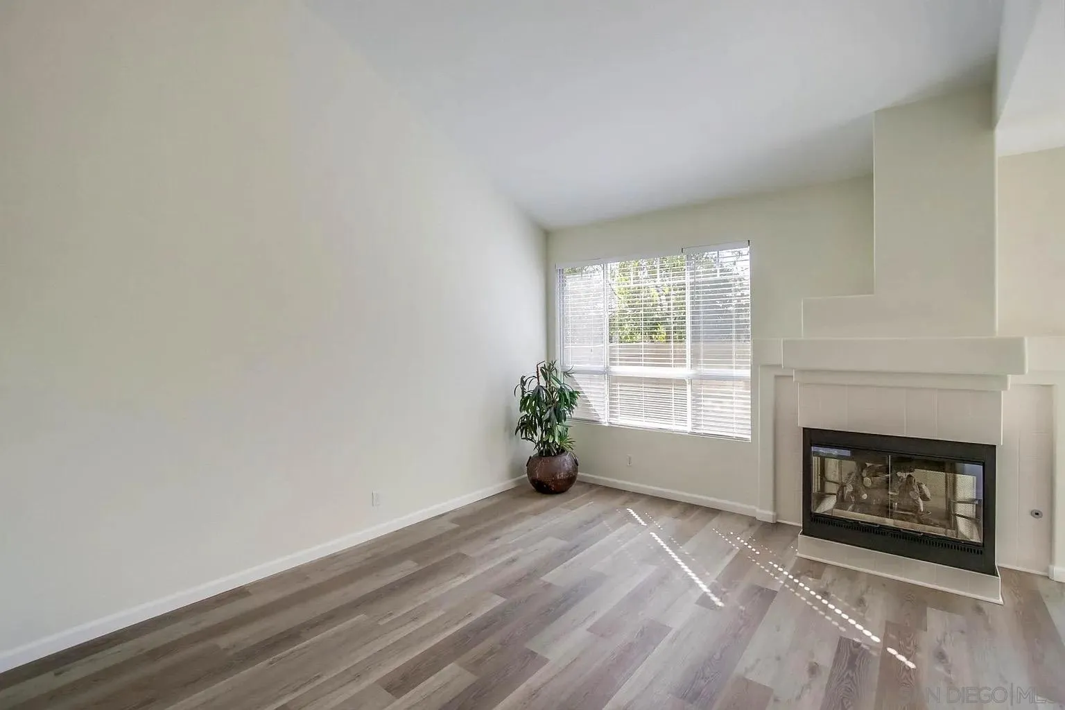 Photo #9: 260019318 Listing: Photo #9
