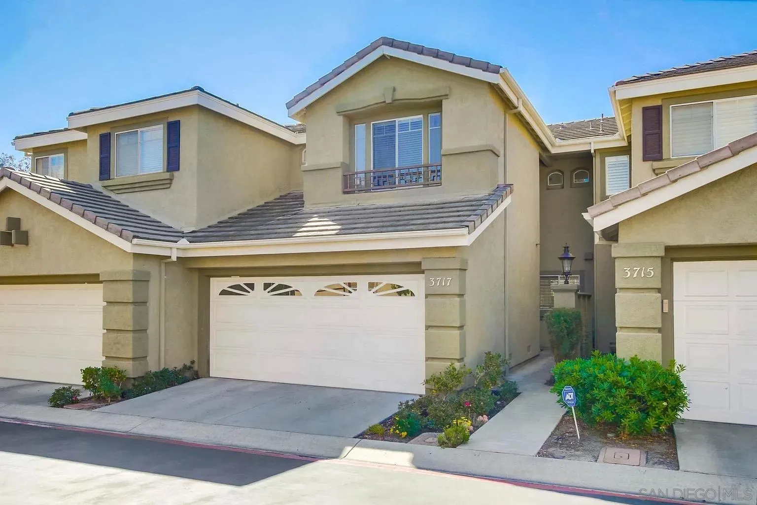 Photo #1: 260019318 Listing: Photo #1