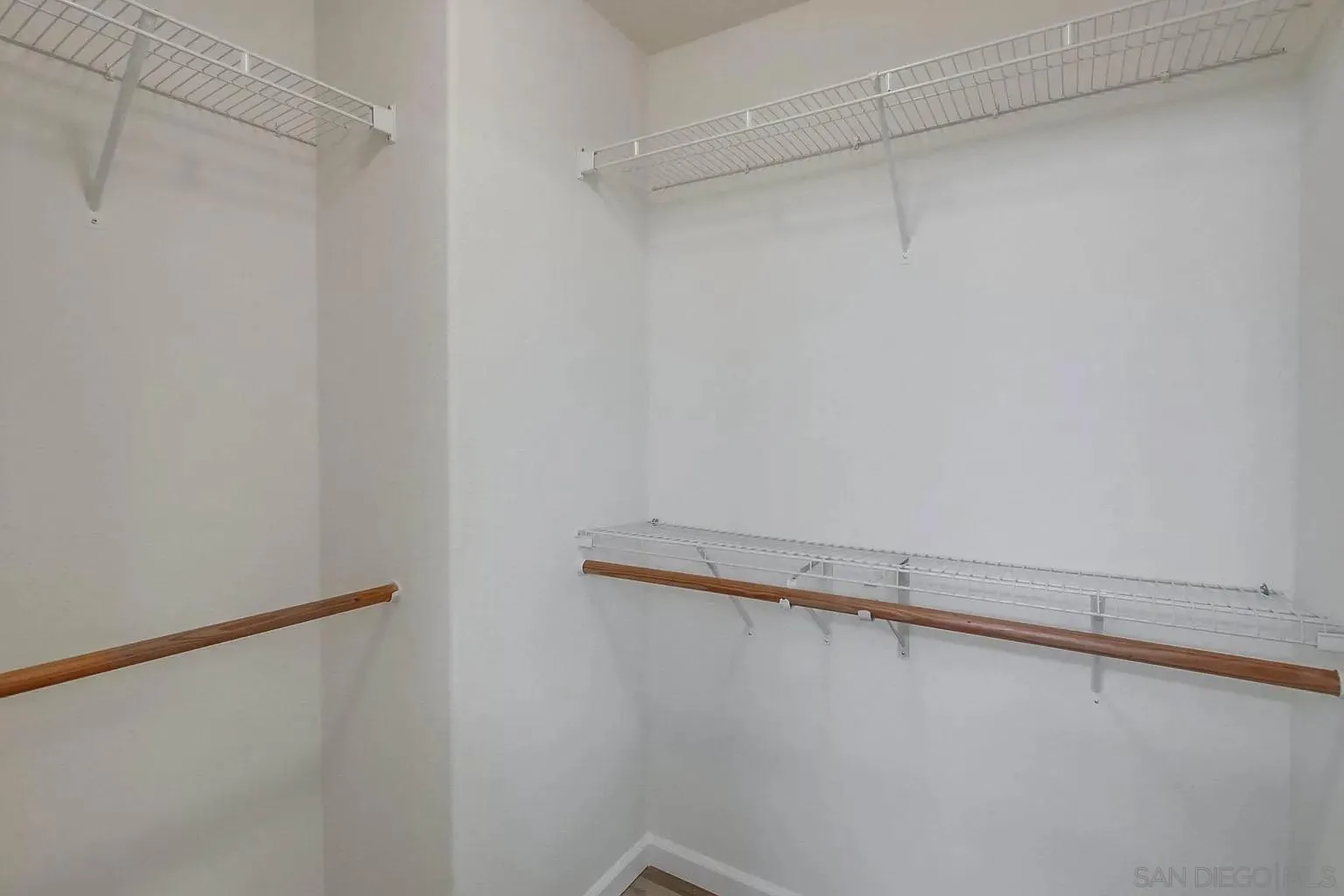 Photo #32: 260019318 Listing: Photo #32
