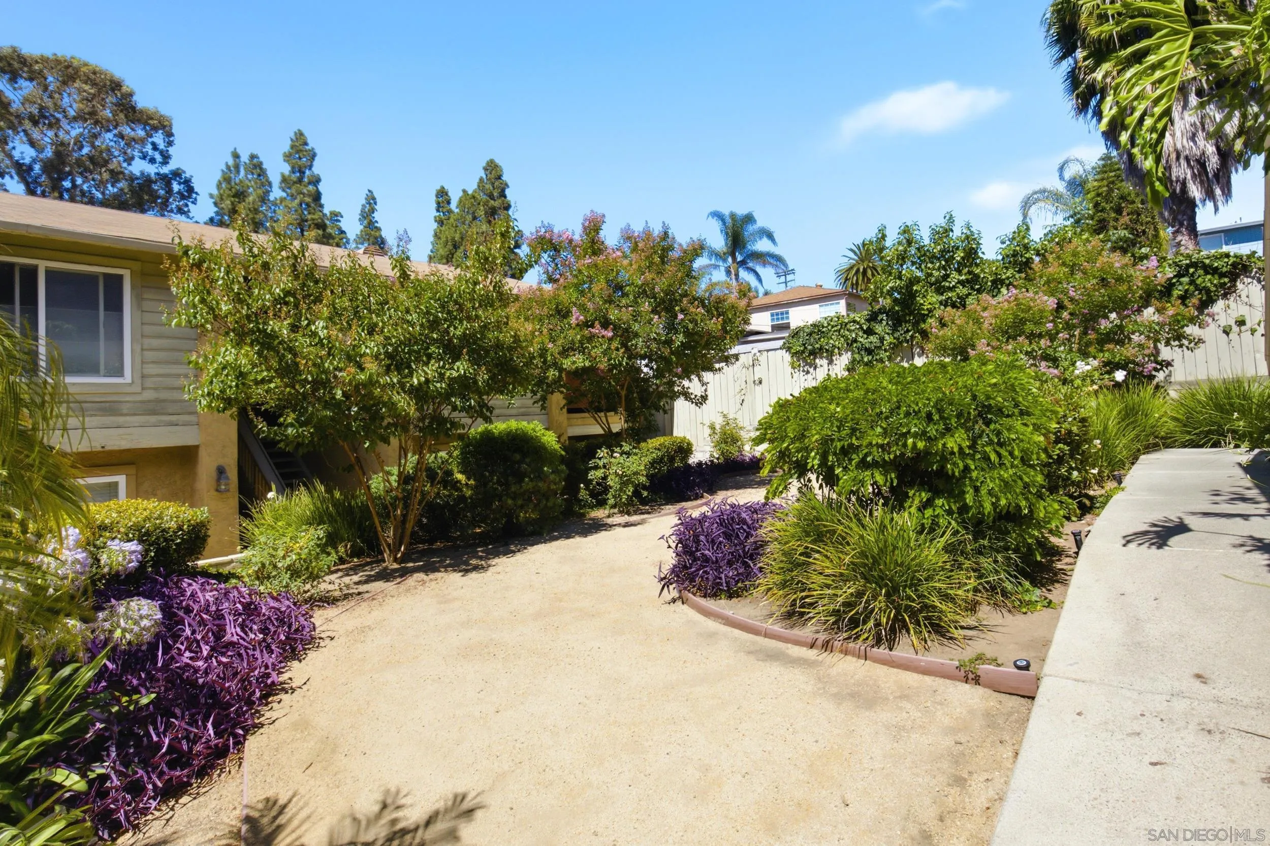 Photo #26: 260019323 Listing: Photo #26
