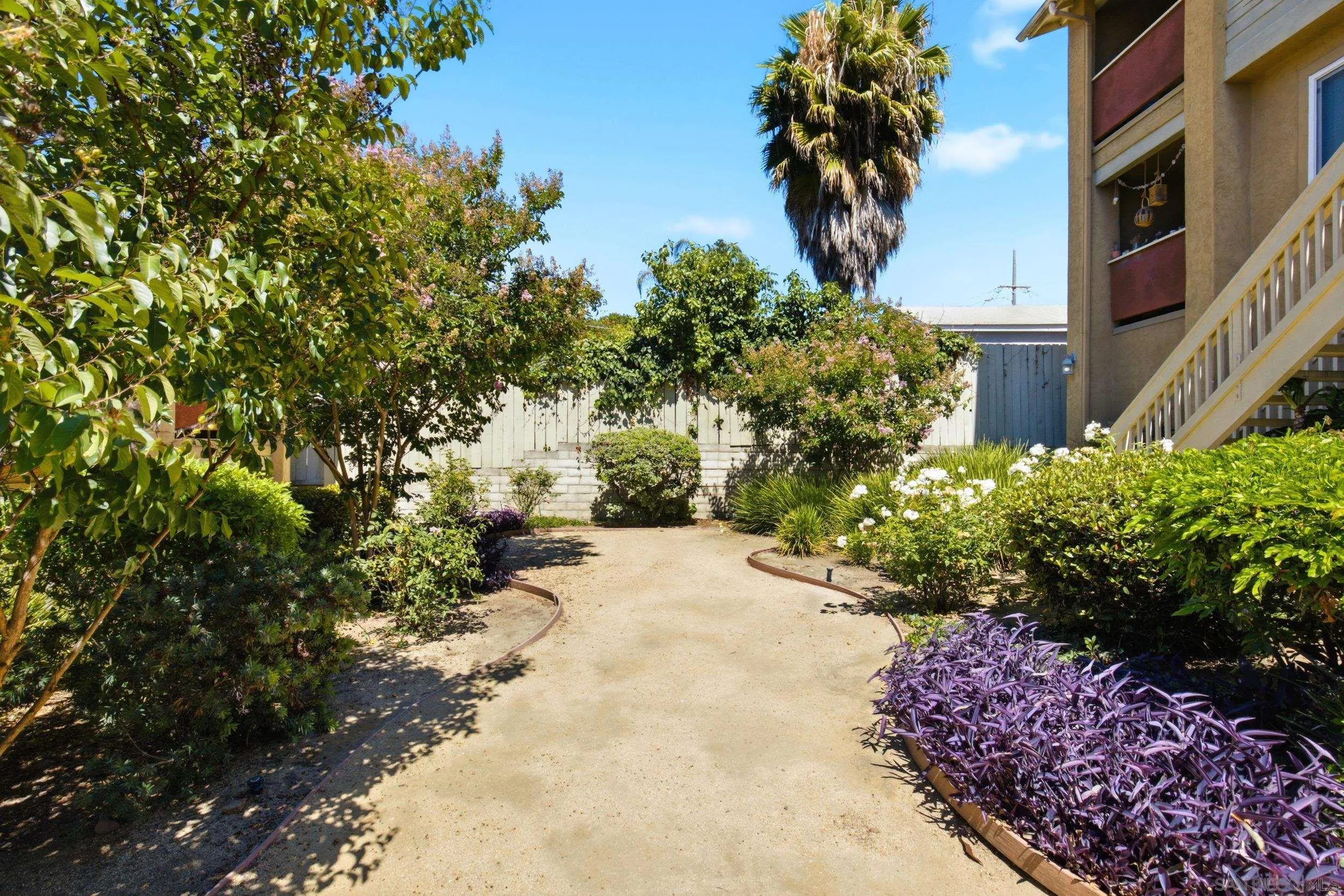 Photo #25: 260019323 Listing: Photo #25