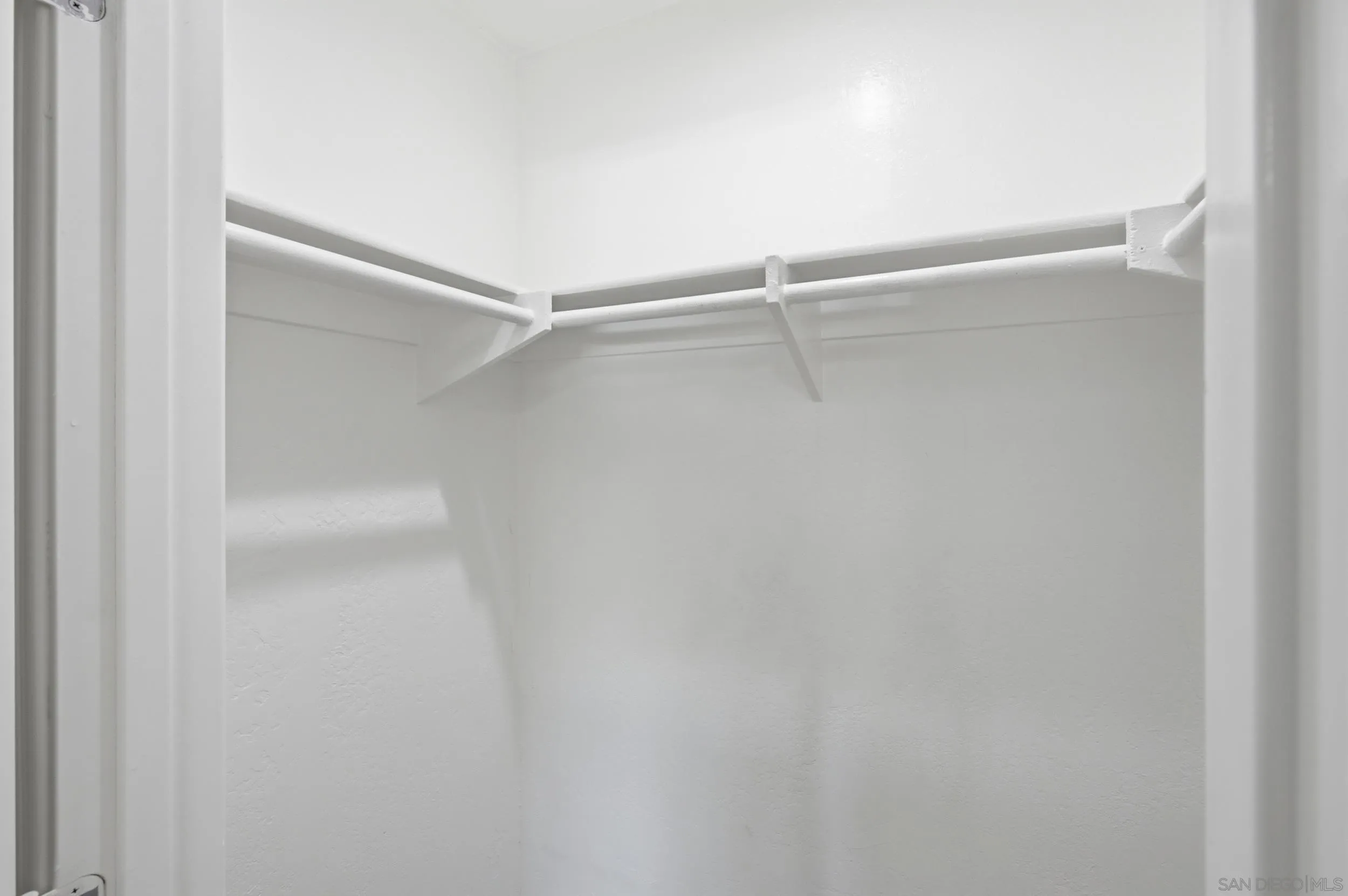Photo #22: 260019323 Listing: Photo #22