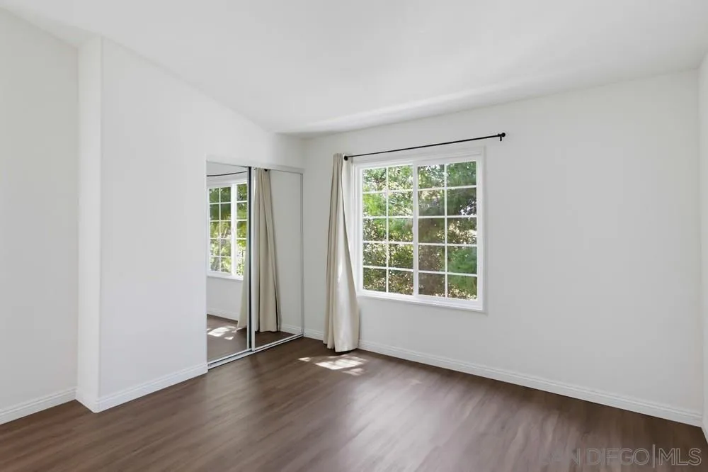 Photo #23: 260019324 Listing: Photo #23