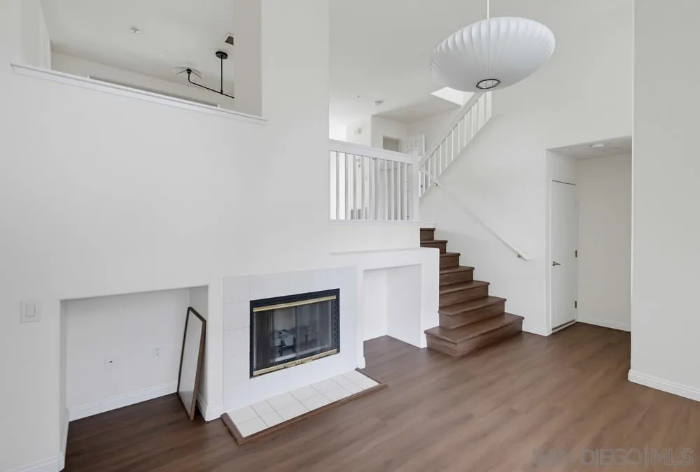 Photo #8: 260019324 Listing: Photo #8