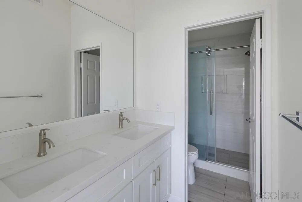 Photo #28: 260019324 Listing: Photo #28