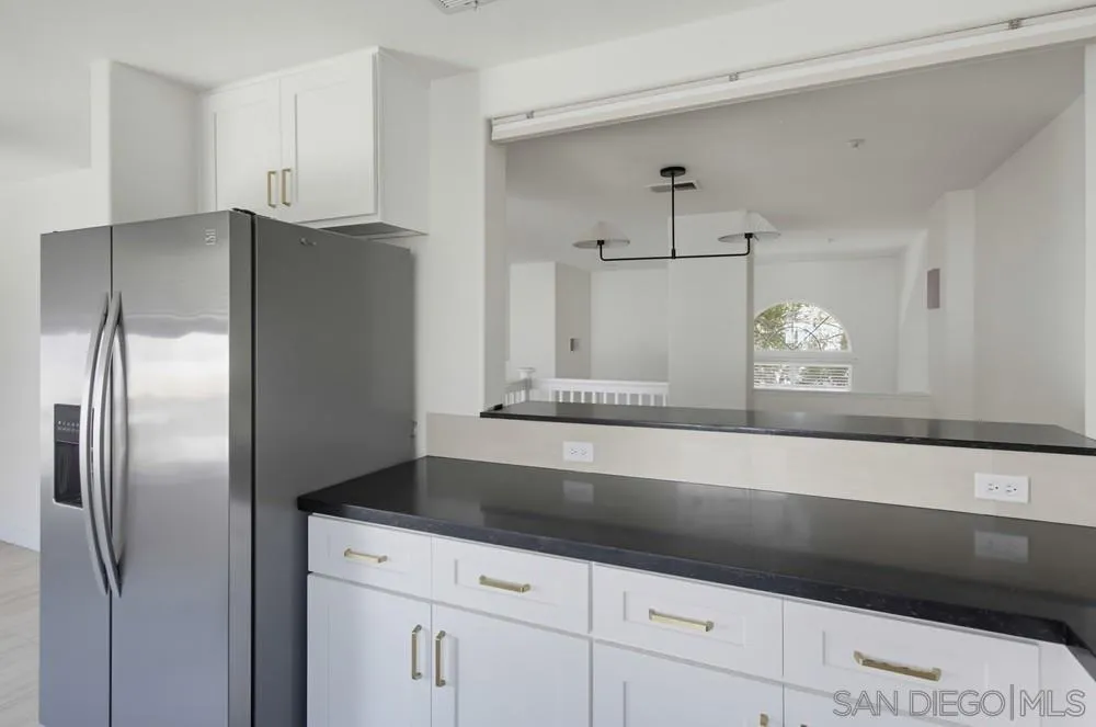 Photo #19: 260019324 Listing: Photo #19