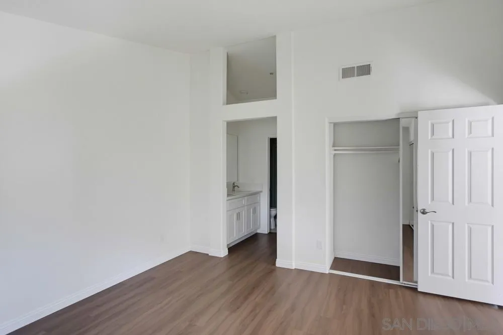 Photo #26: 260019324 Listing: Photo #26