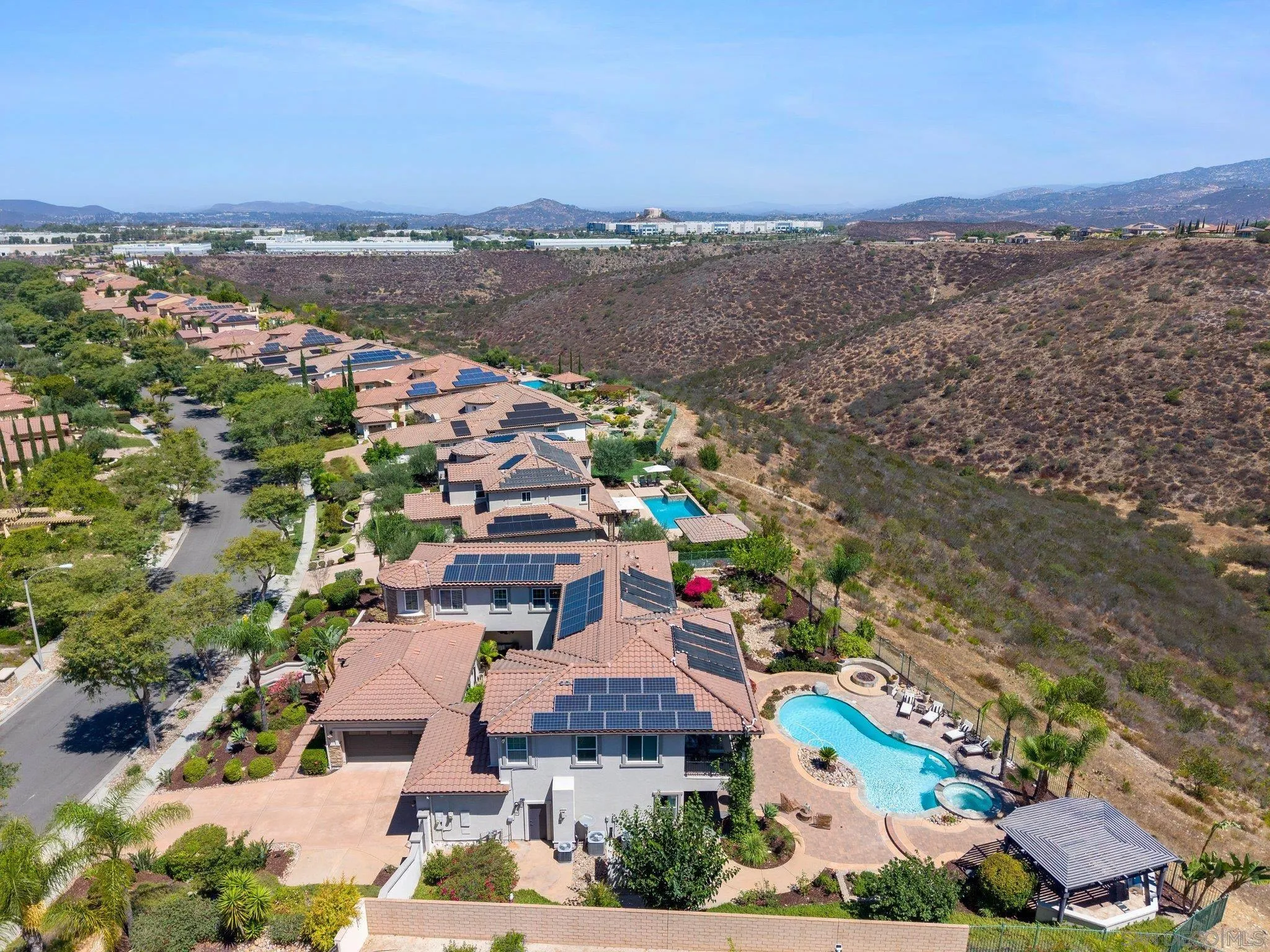 https://cdn.realtyfeed.com/cdn/127/260019325/3532141e013dc30c3d9c0a19b5a886fc.webp