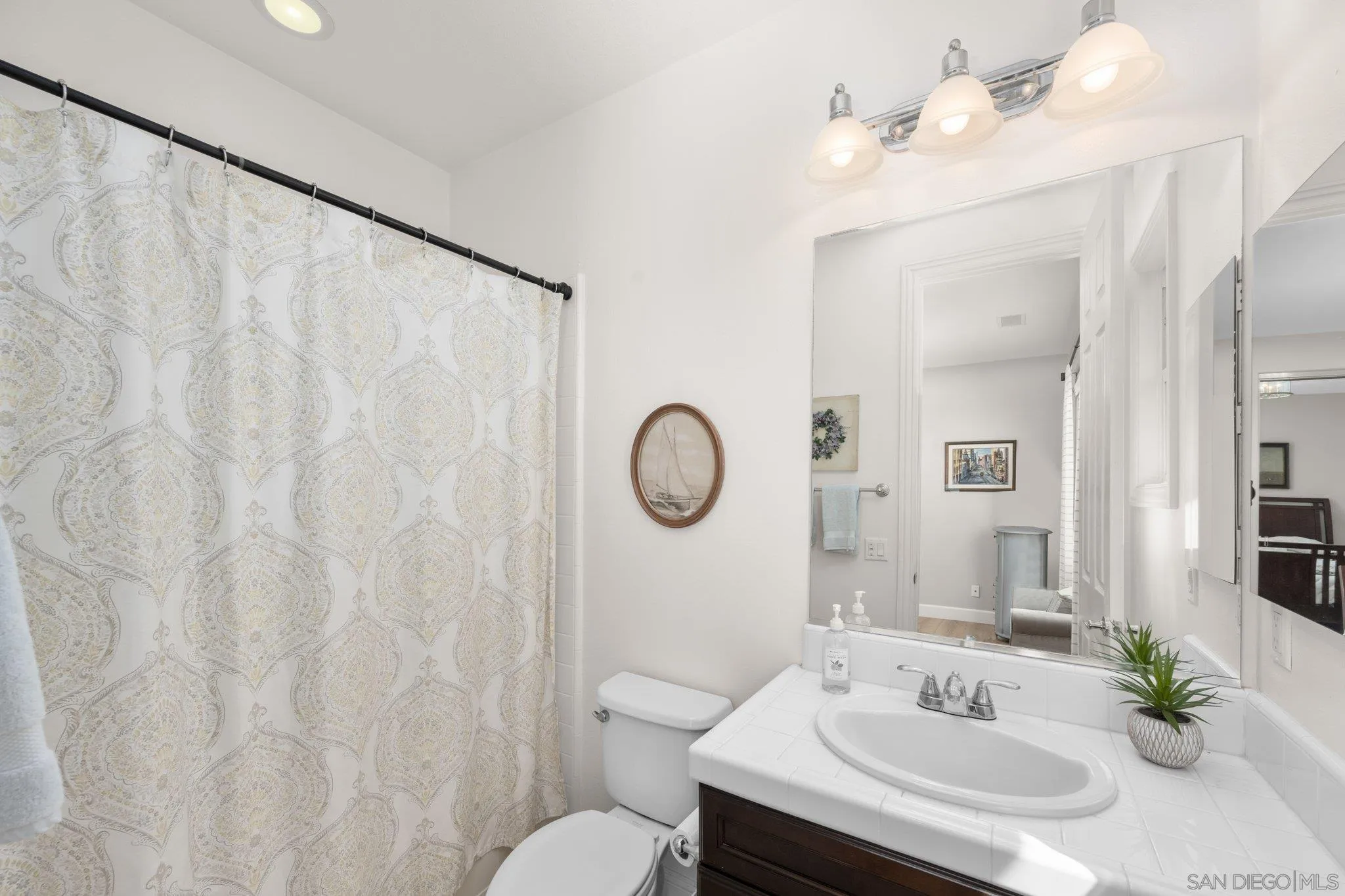 https://cdn.realtyfeed.com/cdn/127/260019325/6b0f2314a9e4617dc660e69cbbdae238.webp
