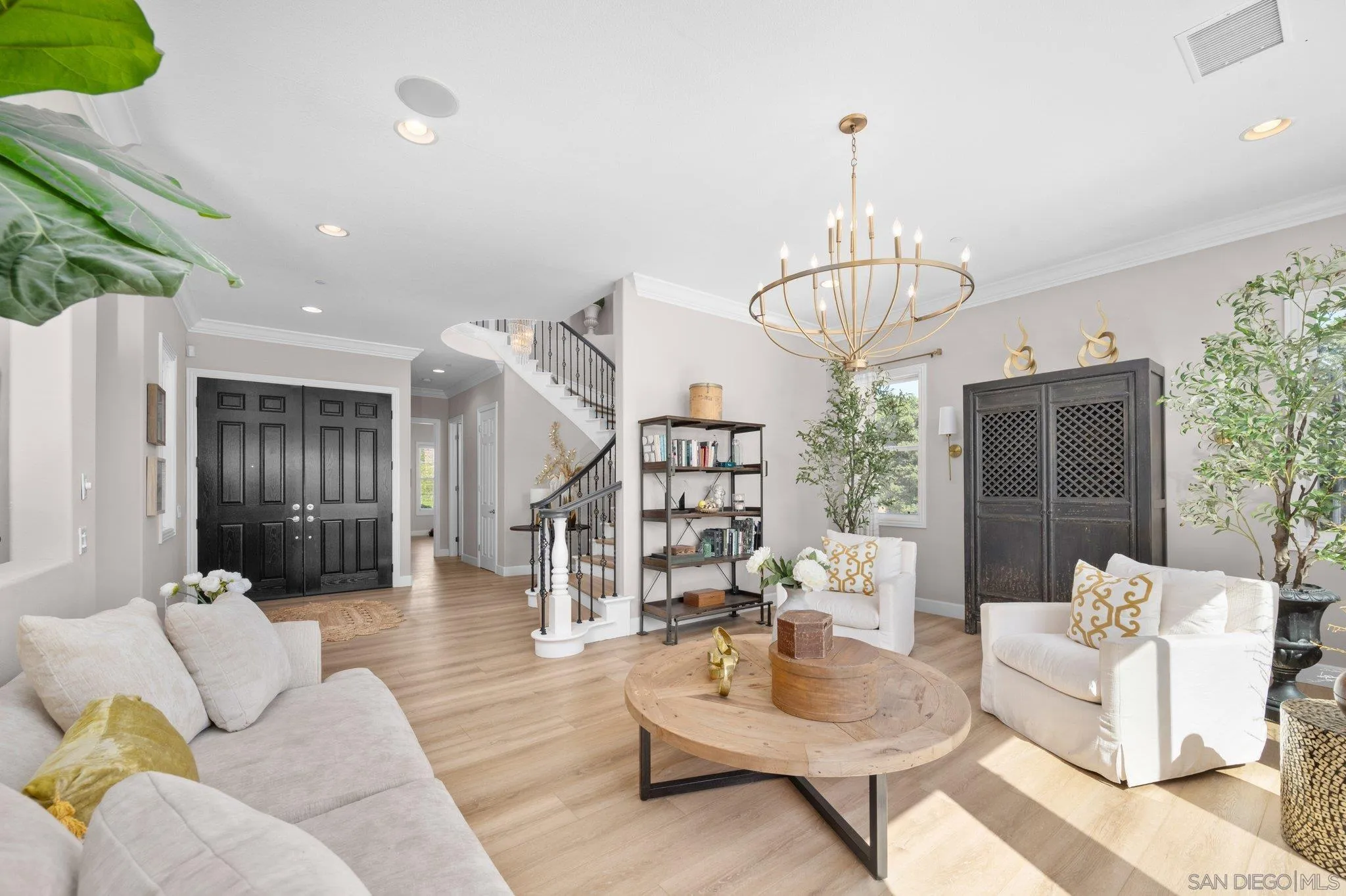 https://cdn.realtyfeed.com/cdn/127/260019325/9bed50ceb16a20544f59873e68da1467.webp